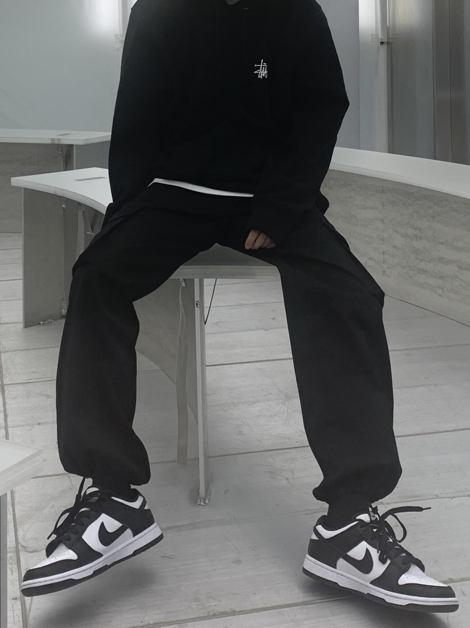 Nike Dunk Low Retro Black 착용 스타일
