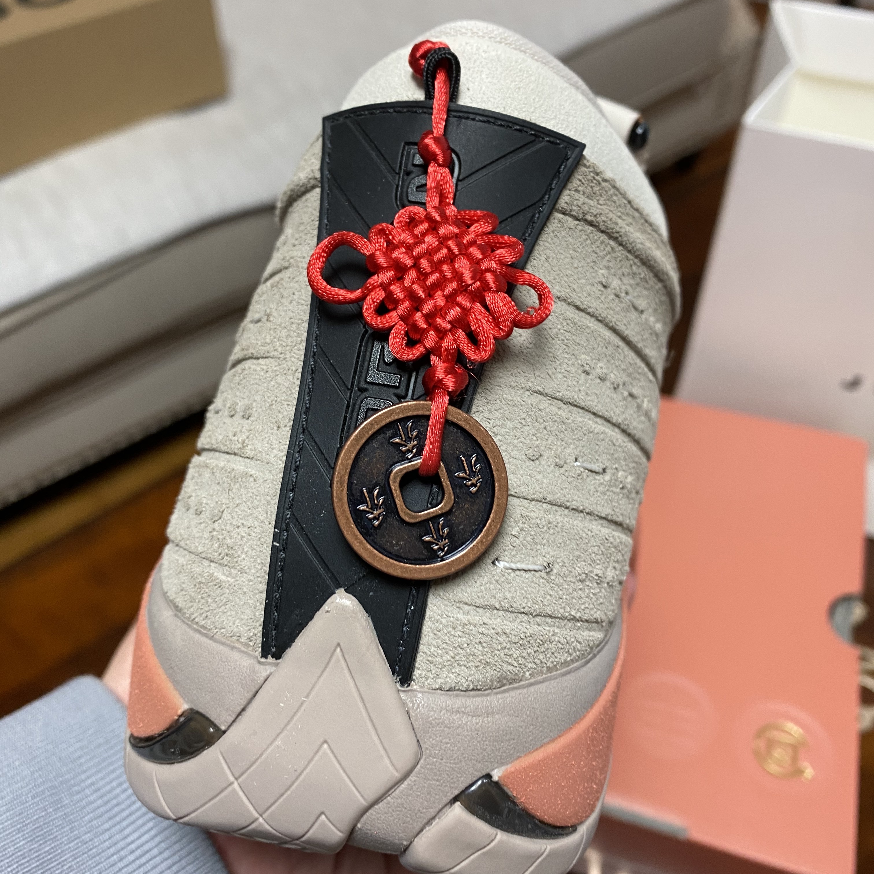 Jordan 14 x Clot Retro Low Terracotta 착용 스타일 - 3