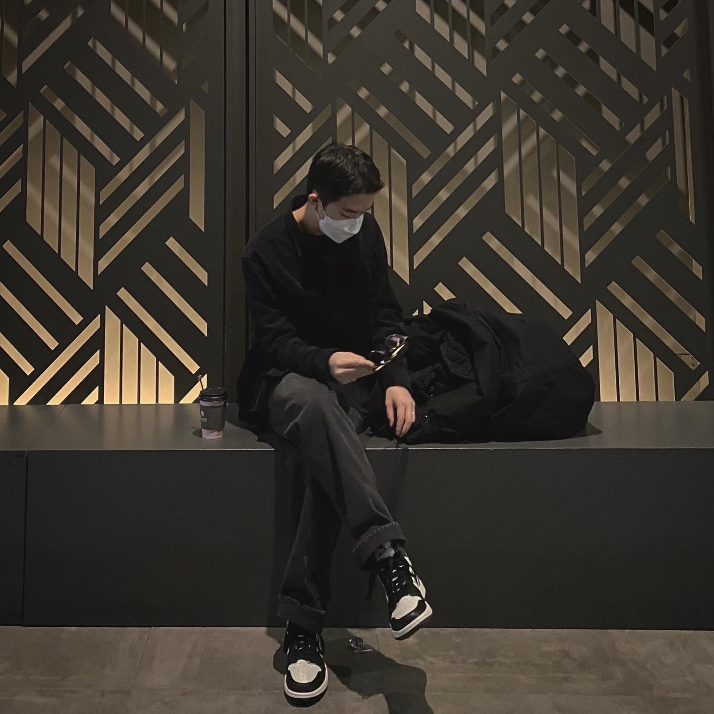 Jordan 1 Retro High OG Black Mocha 착용 스타일