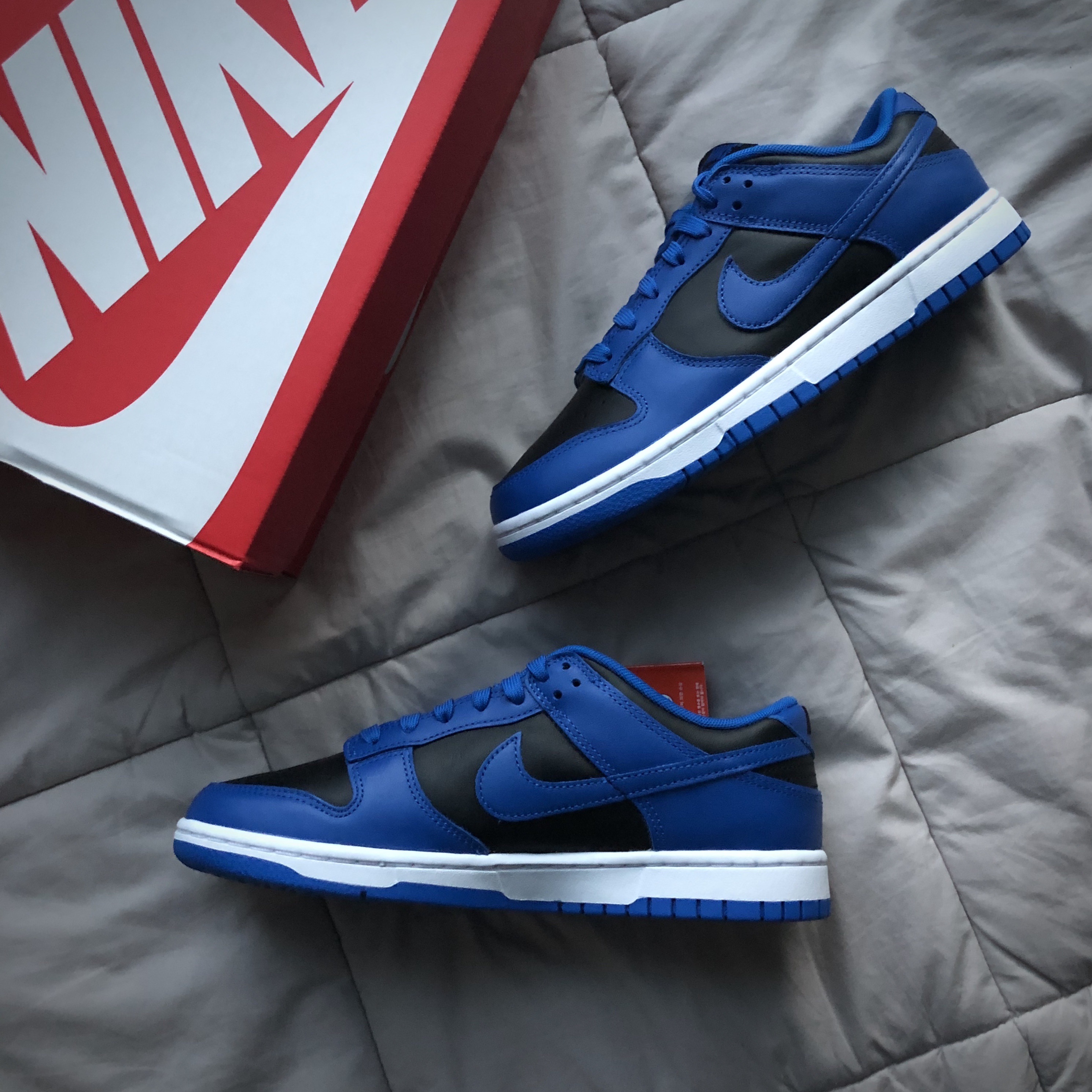 Nike Dunk Low Retro Hyper Cobalt 착용 스타일
