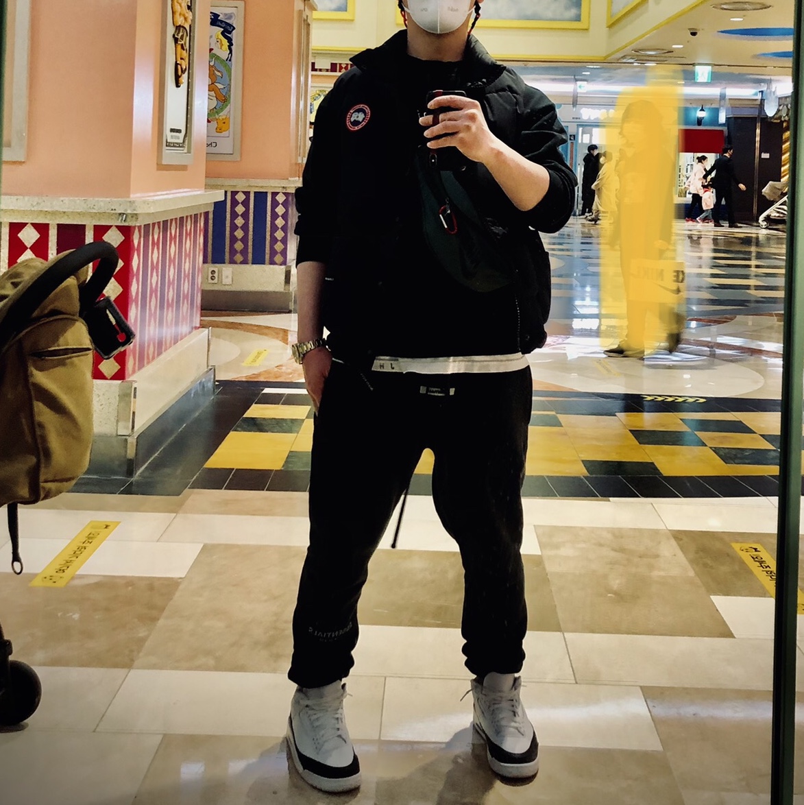 Jordan 3 x Fragment Retro SP White Black, Essentials Sweatpants Dark Slate/Black 2020 착용 스타일