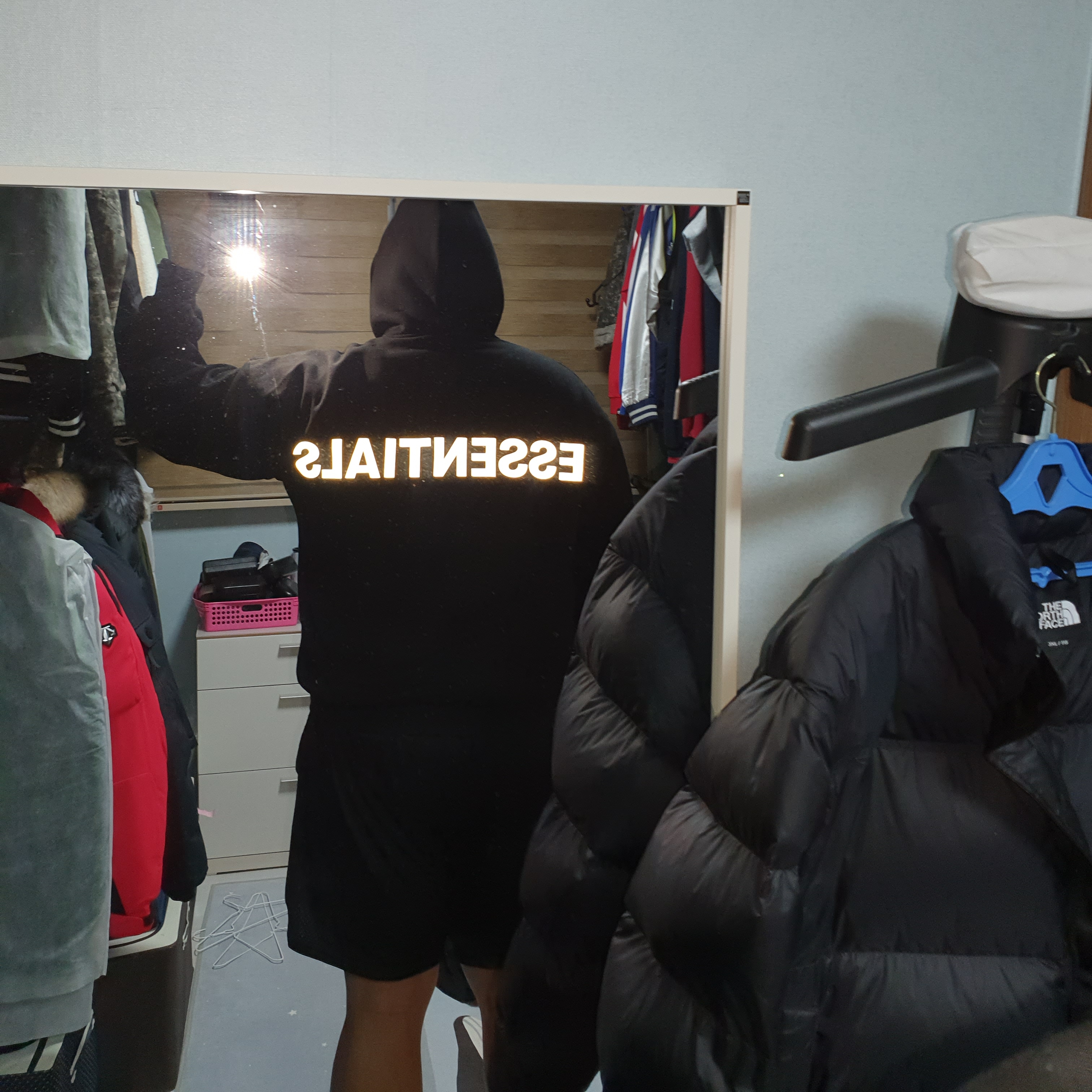 Essentials Knit Hoodie Black - 20FW 착용 스타일