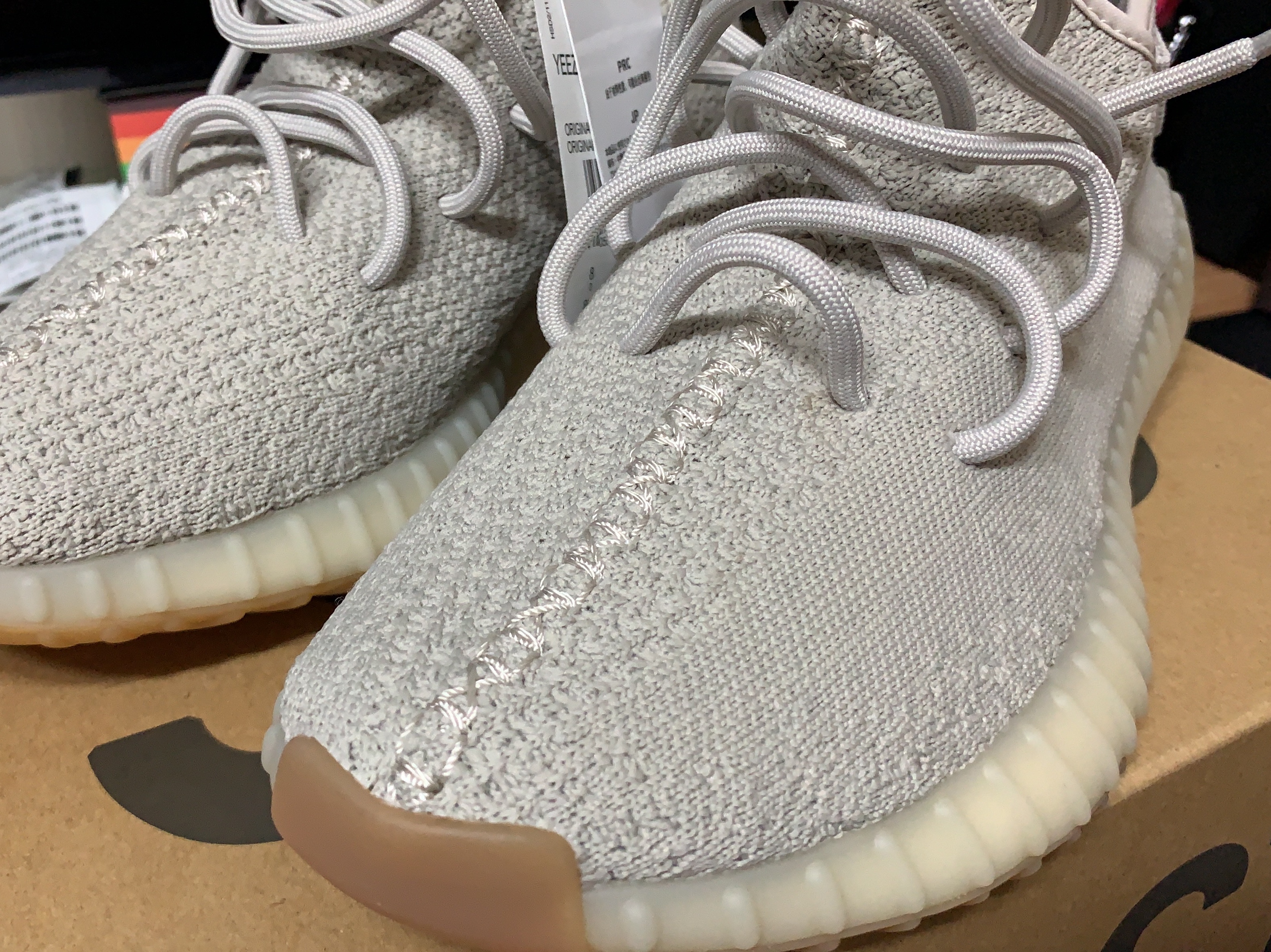 Adidas Yeezy Boost 350 V2 Sesame 2018 착용 스타일