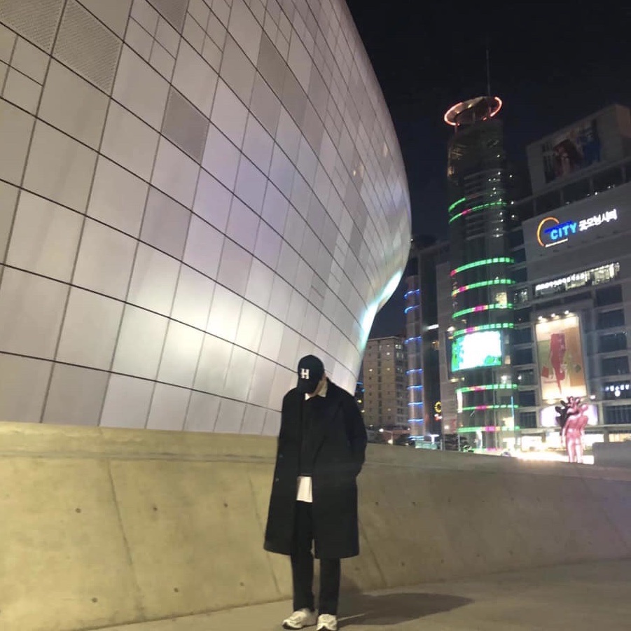 Nike x A-Cold-Wall Zoom Vomero 5 Sail 착용 스타일