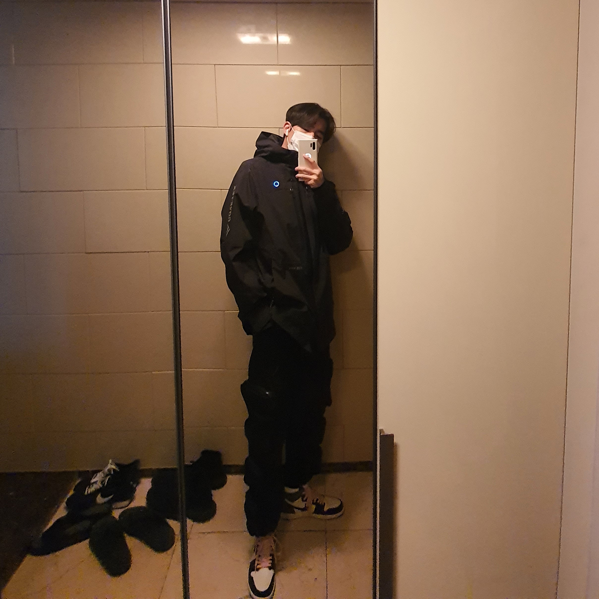 Jordan 1 Retro High OG Black Mocha 착용 스타일