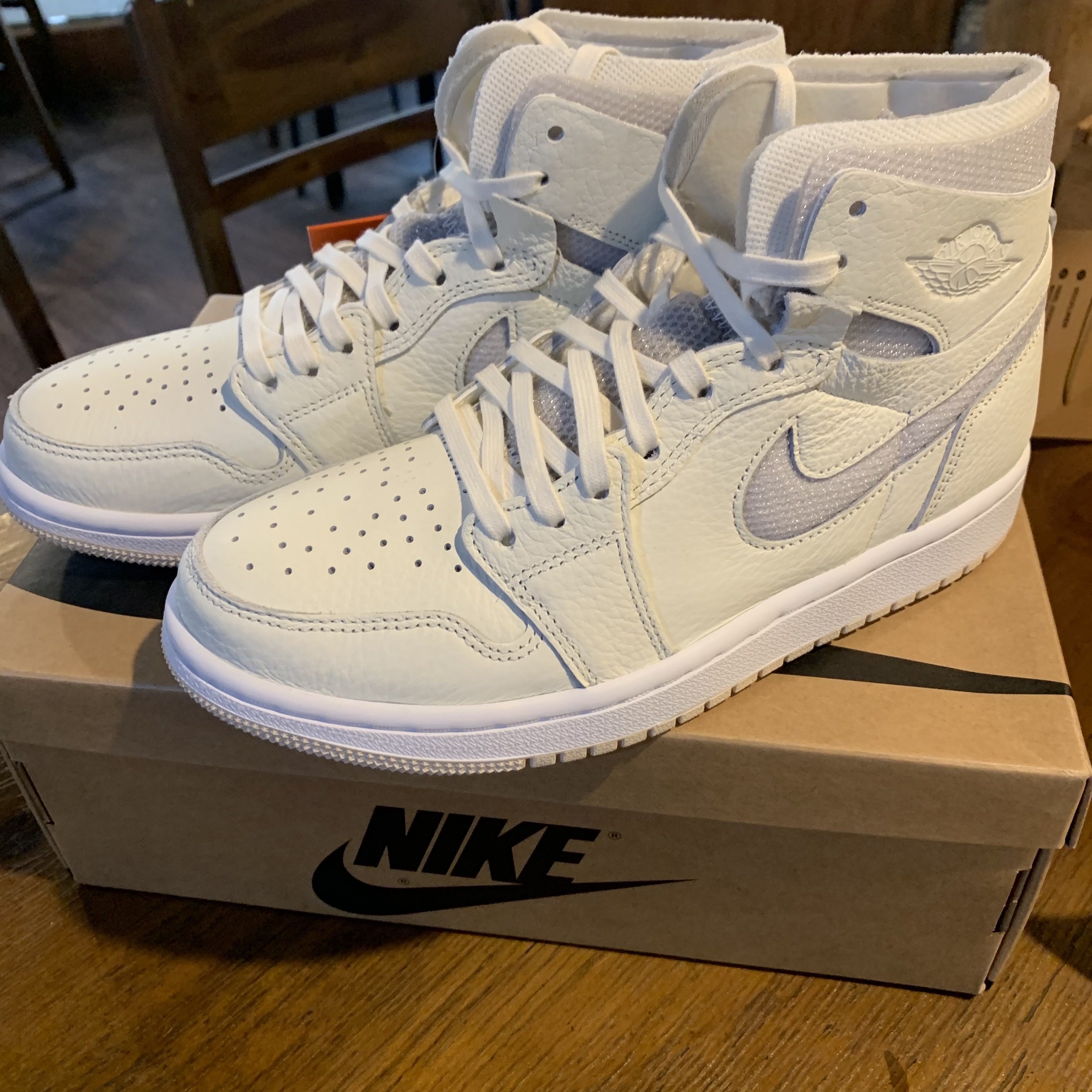 (W) Jordan 1 Zoom Air CMFT Sail 착용 스타일 - 1