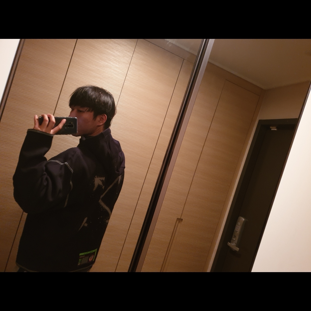 Nike x Off-White NRG RU Hoodie 착용 스타일