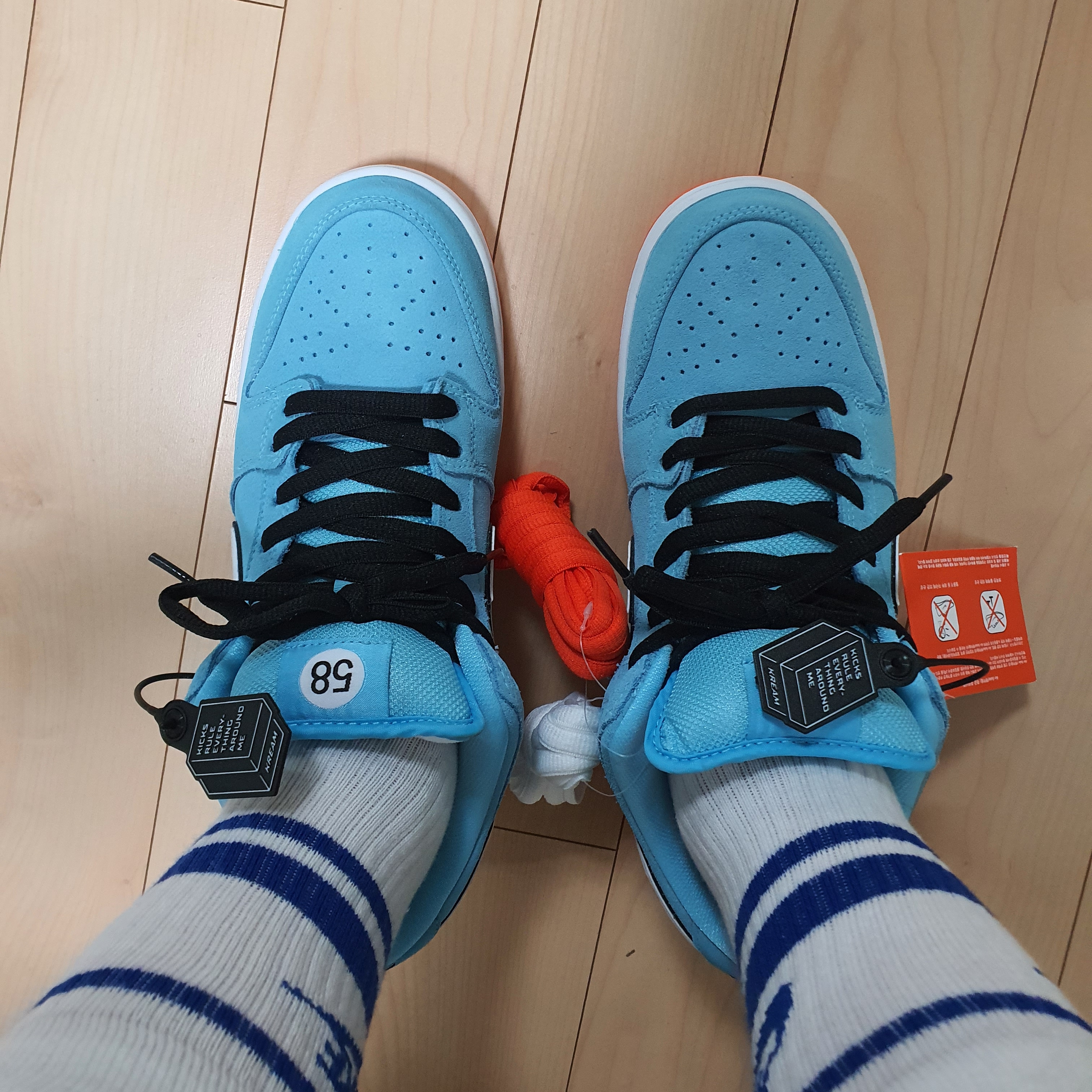 Nike SB Dunk Low Pro Blue Chill 착용 스타일