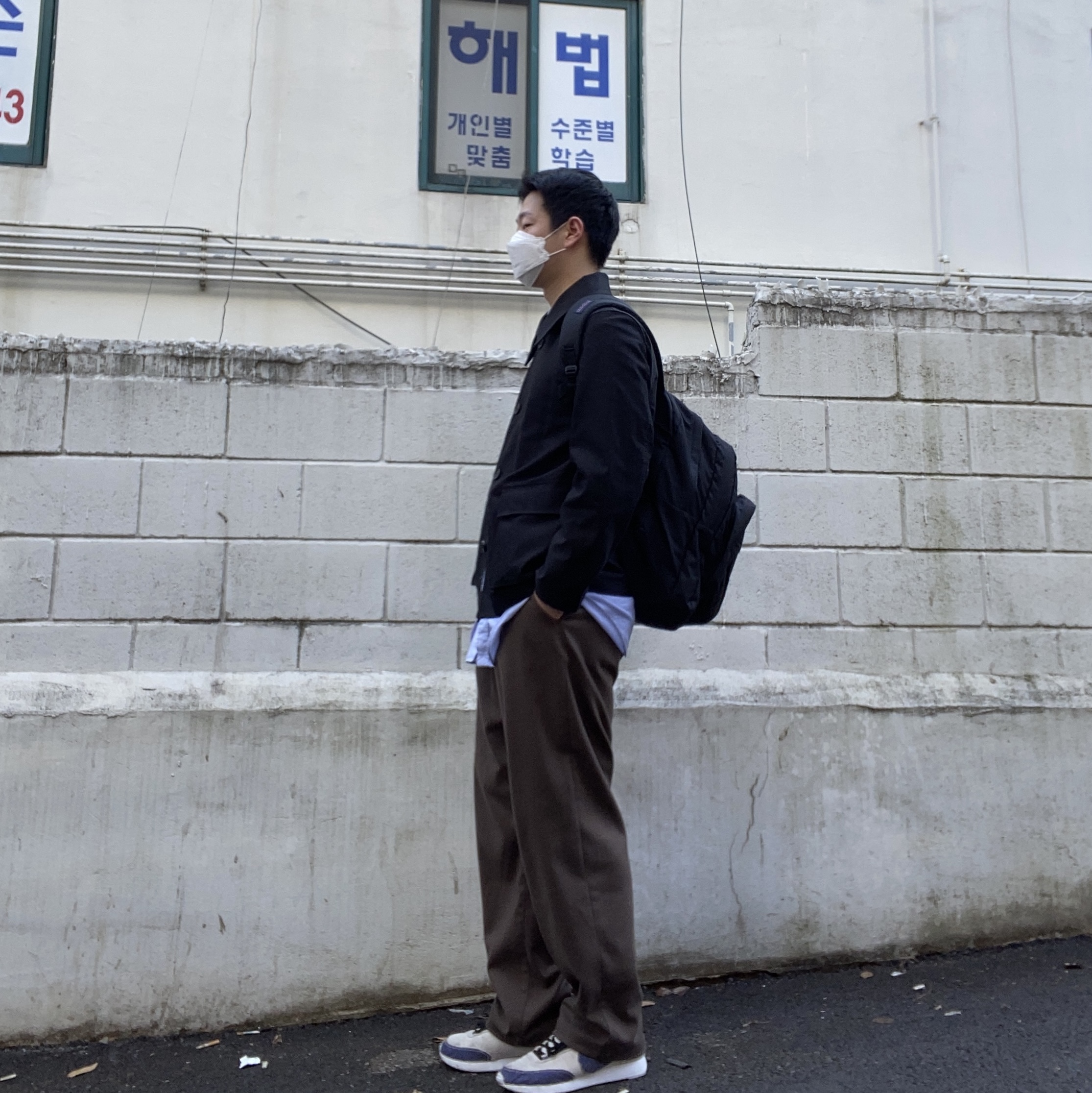 Nike x Stranger Things Air Tailwind 79 Sail Upside Down Pack 착용 스타일