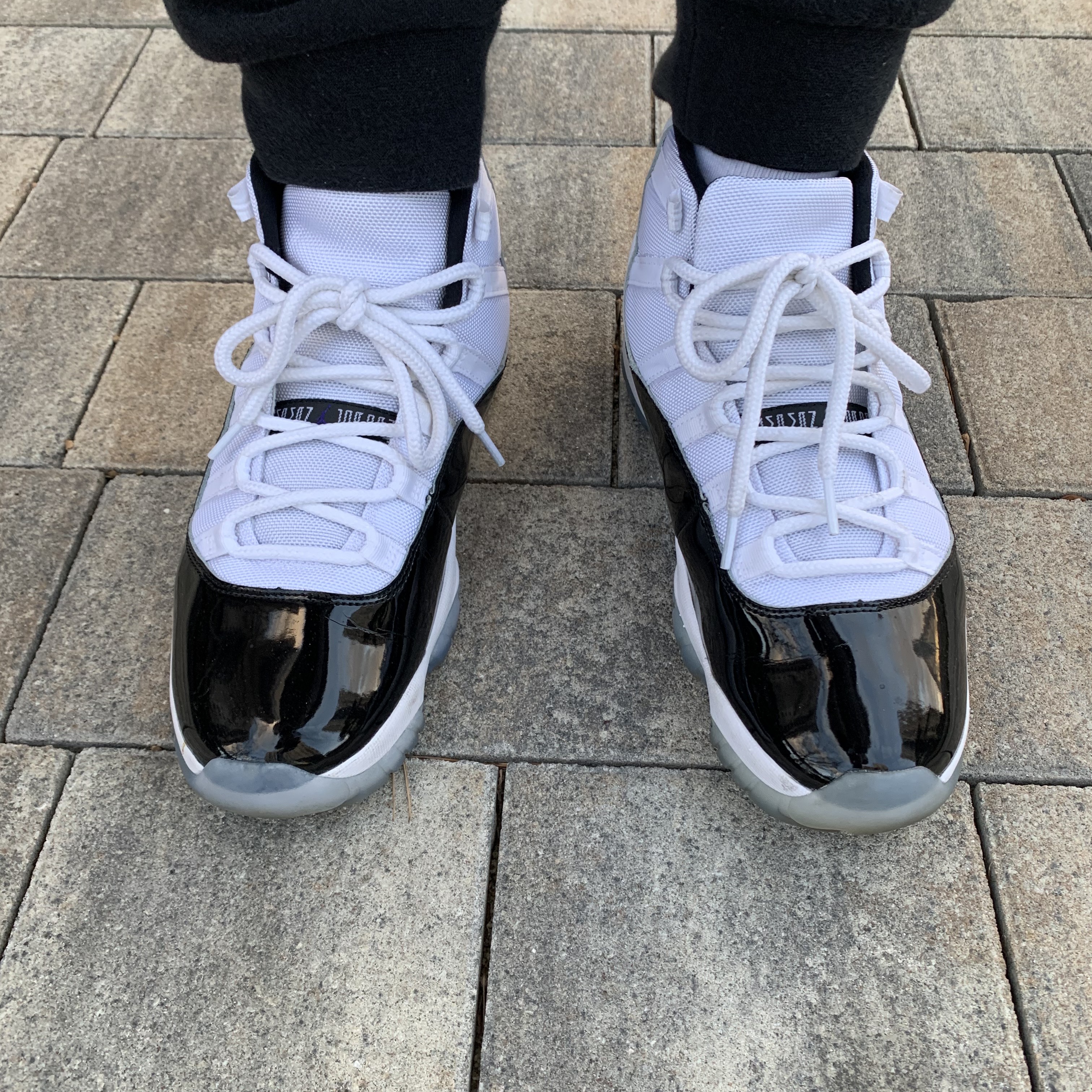 Jordan 11 Retro Concord 2018 착용 스타일