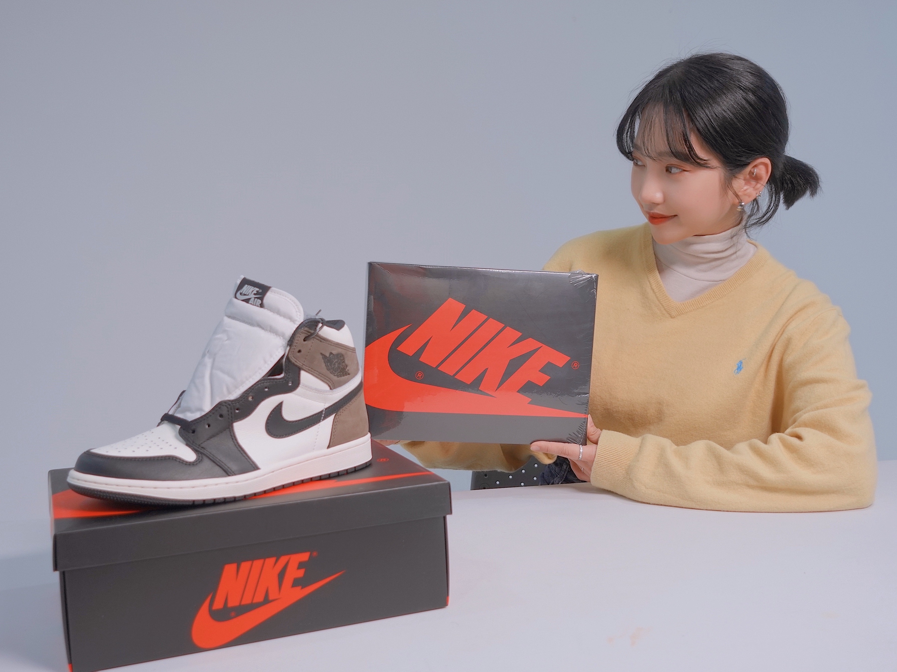 Jordan 1 Retro High OG Black Mocha 착용 스타일