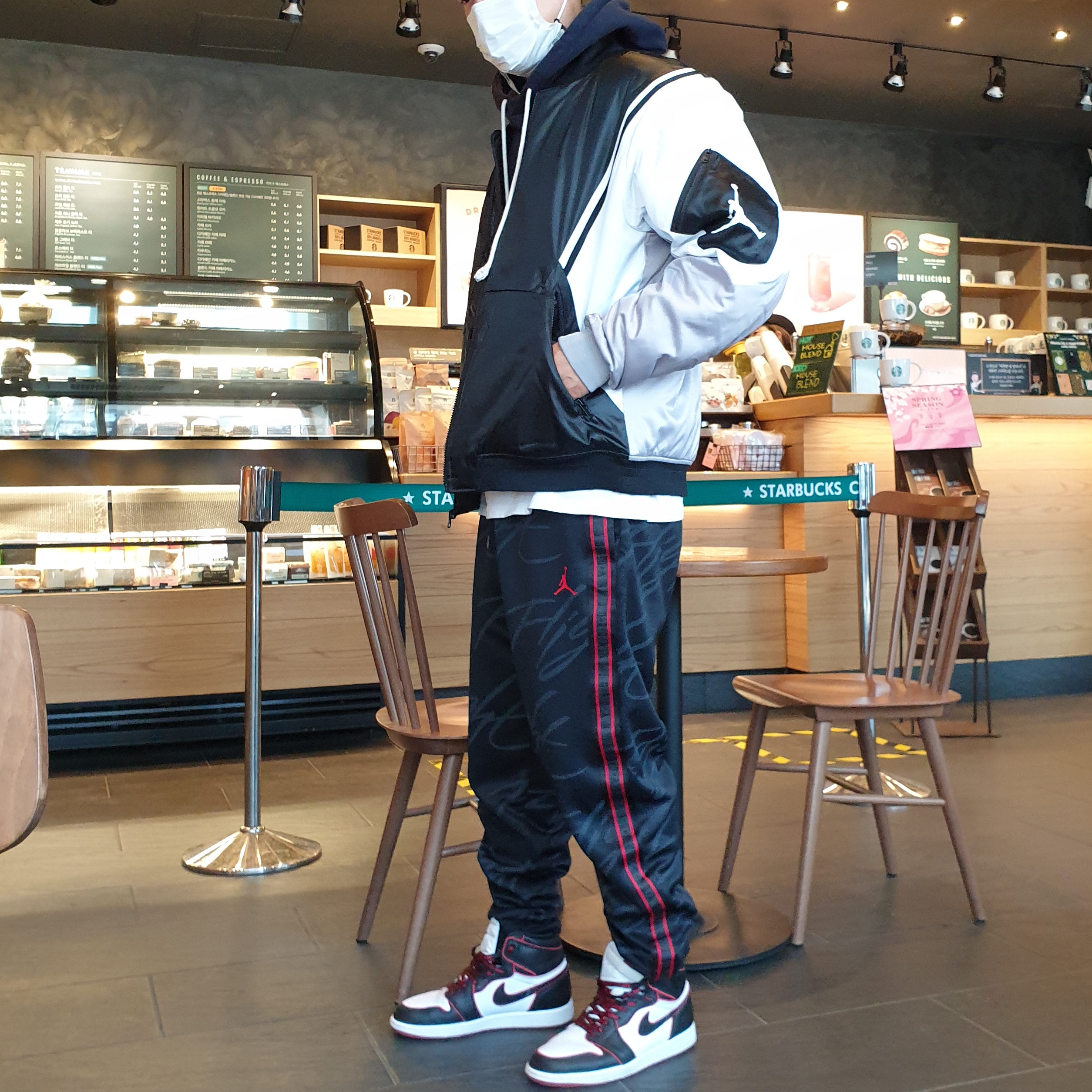 Jordan 1 Retro High OG Bloodline 착용 스타일