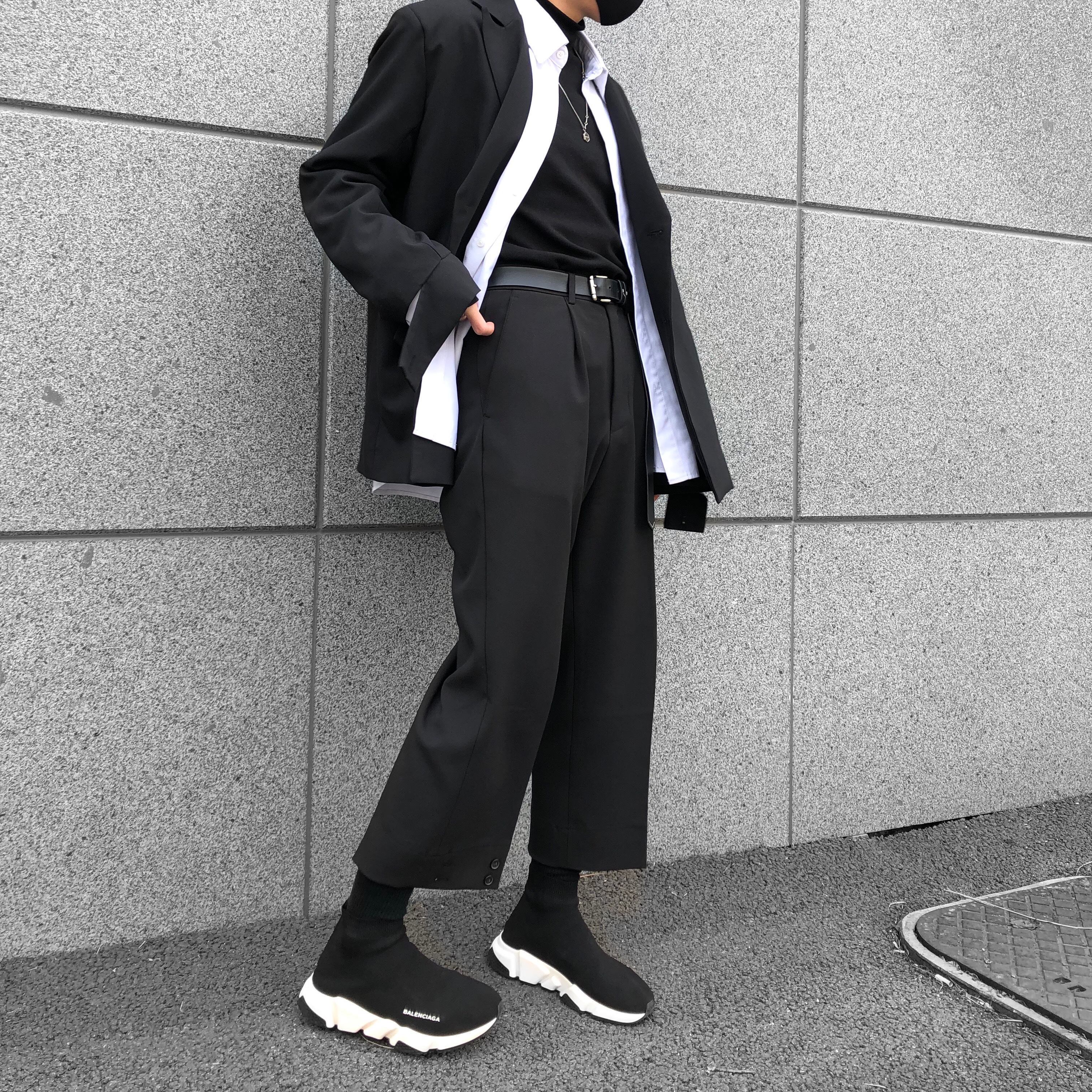 Balenciaga Speed Trainer Black White 2019 착용 스타일 - 1