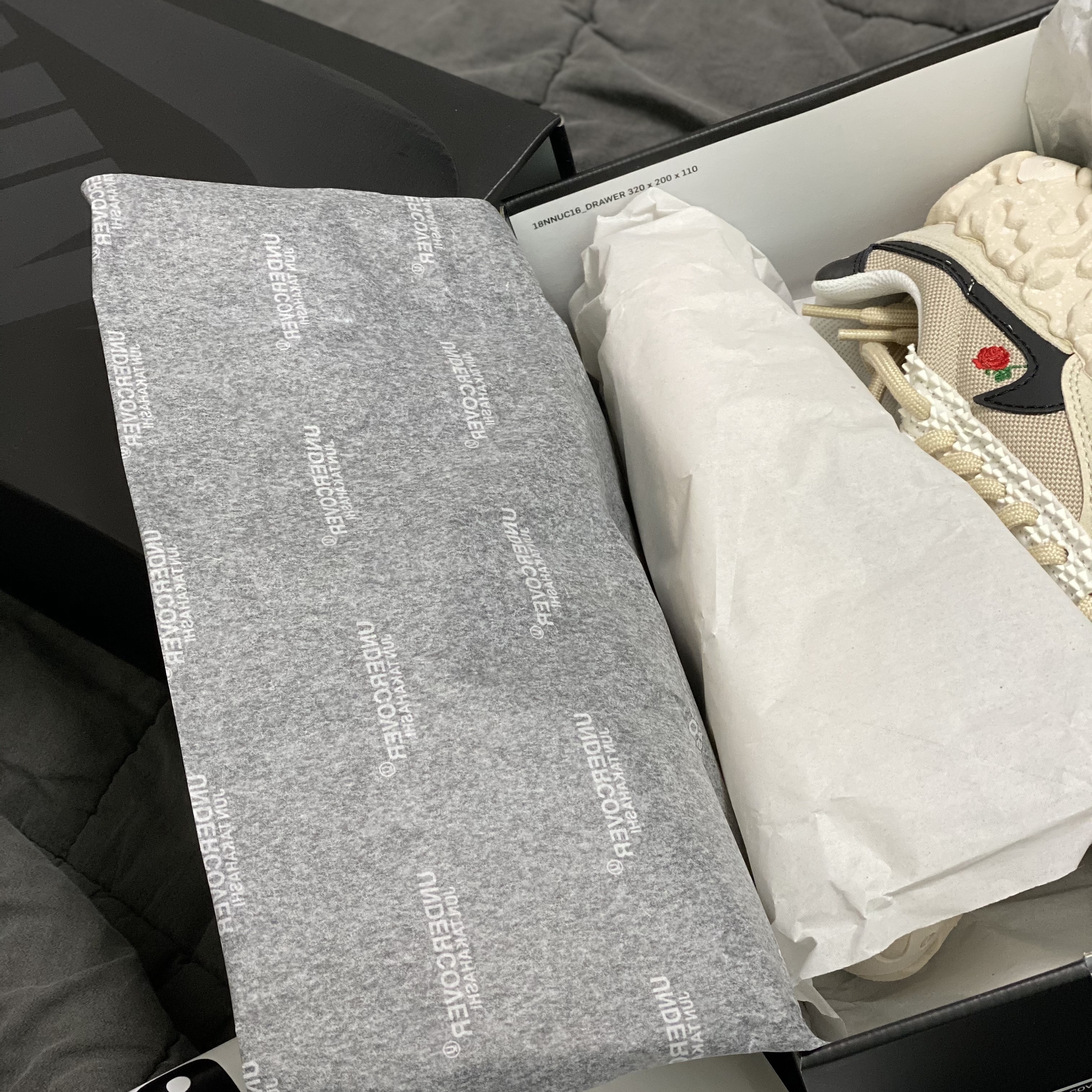 Nike x Undercover Overbreak SP Overcast 착용 스타일 - 1