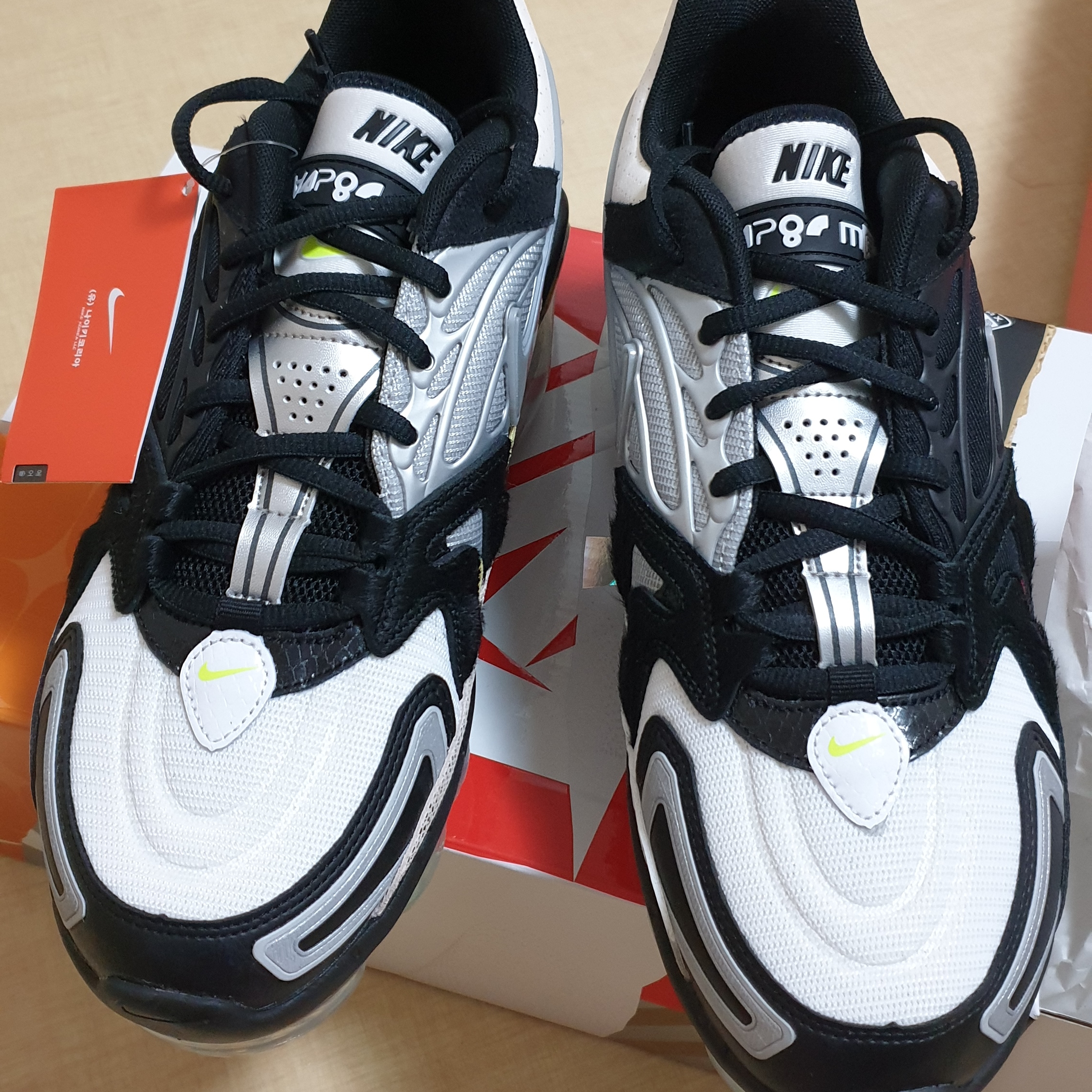 Nike Air VaporMax EVO NRG Collecter's Closet 착용 스타일 - 2
