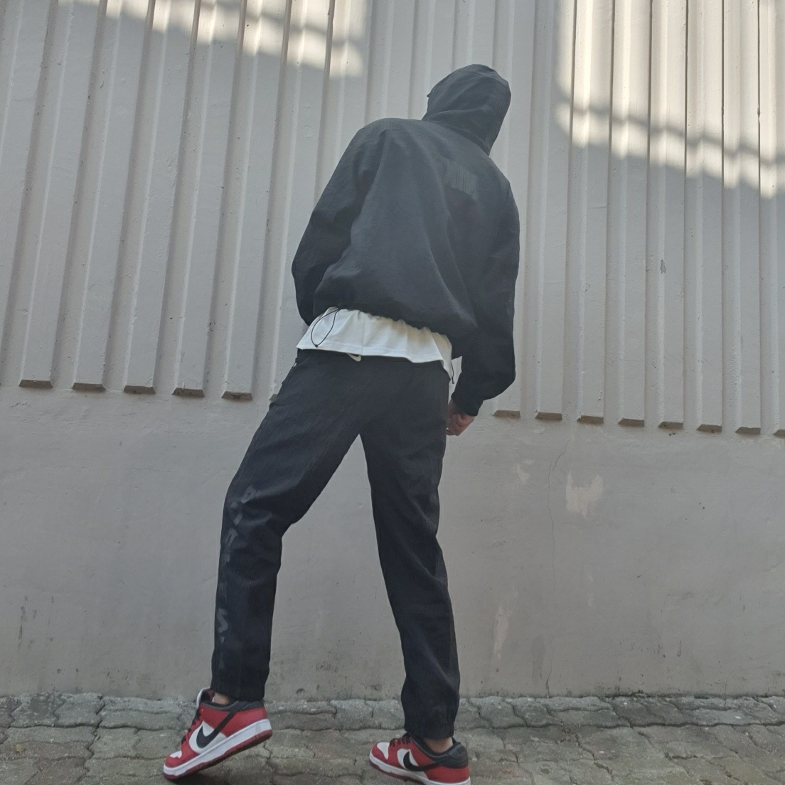 Supreme x Nike Jewel Reversible Ripstop Anorak Black - 20FW, Supreme x Nike Jewel Reversible Ripstop Pants Black - 20FW 착용 스타일