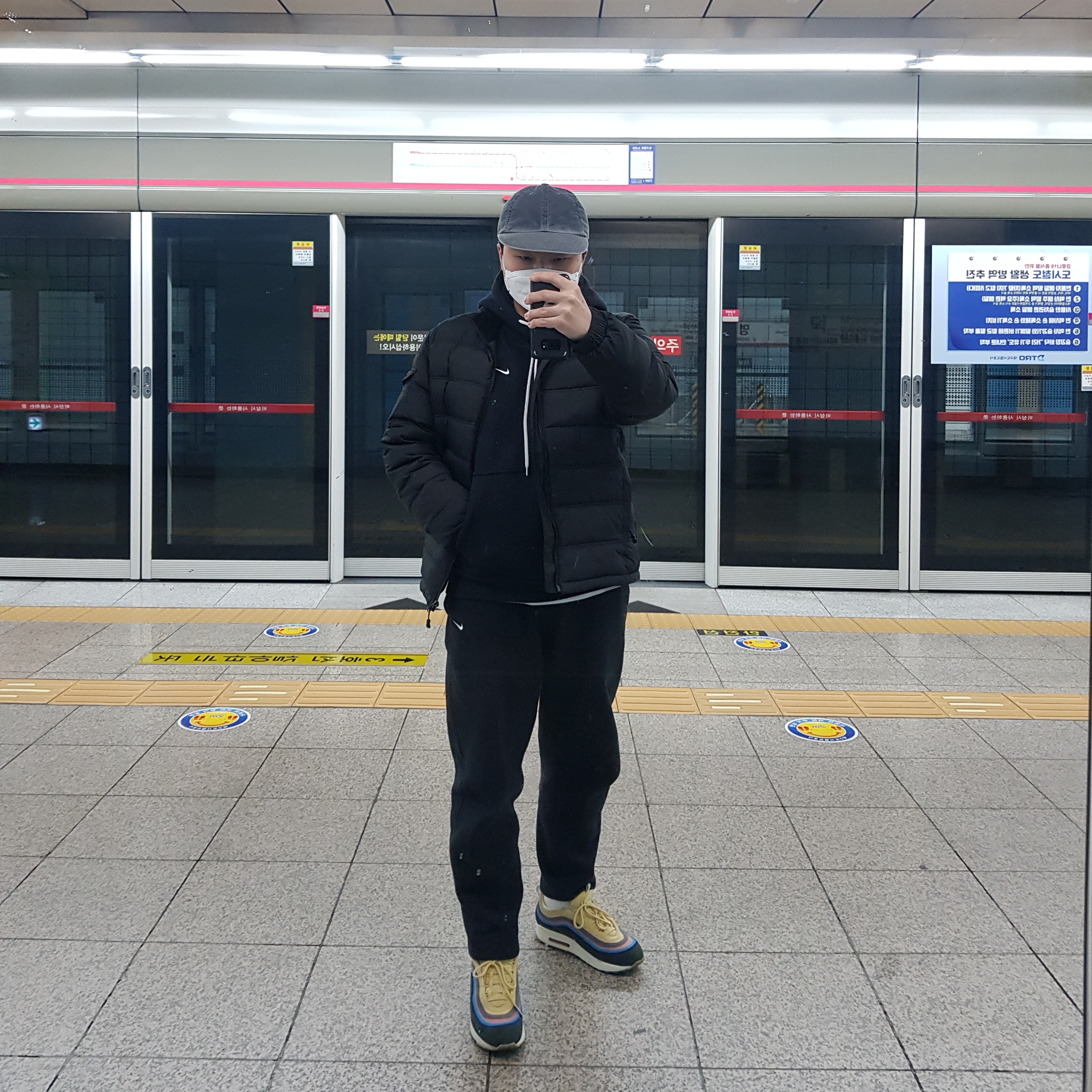 Nike M NRG Hoodie Black, Nike M NRG Sweatpants Black 착용 스타일