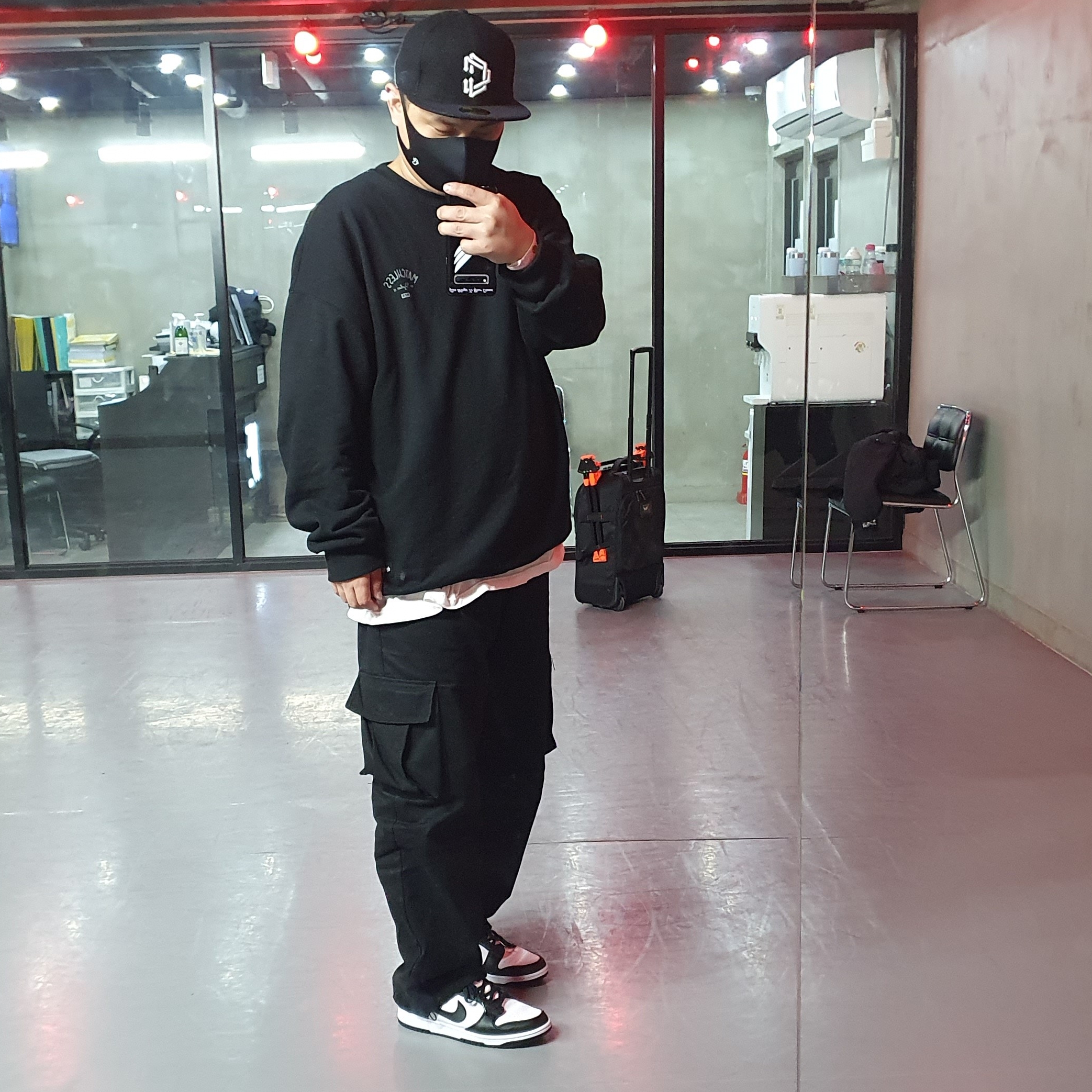 Nike Dunk Low Retro Black 착용 스타일
