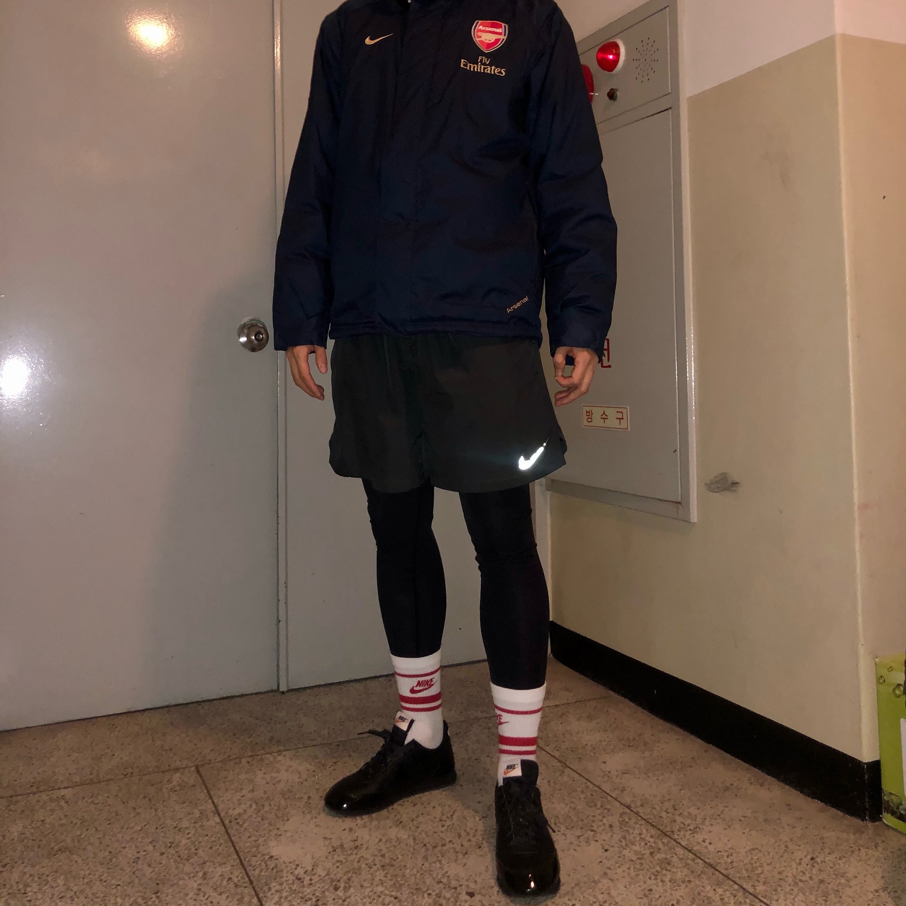 Nike x Black Comme des Garcons Night Track 착용 스타일