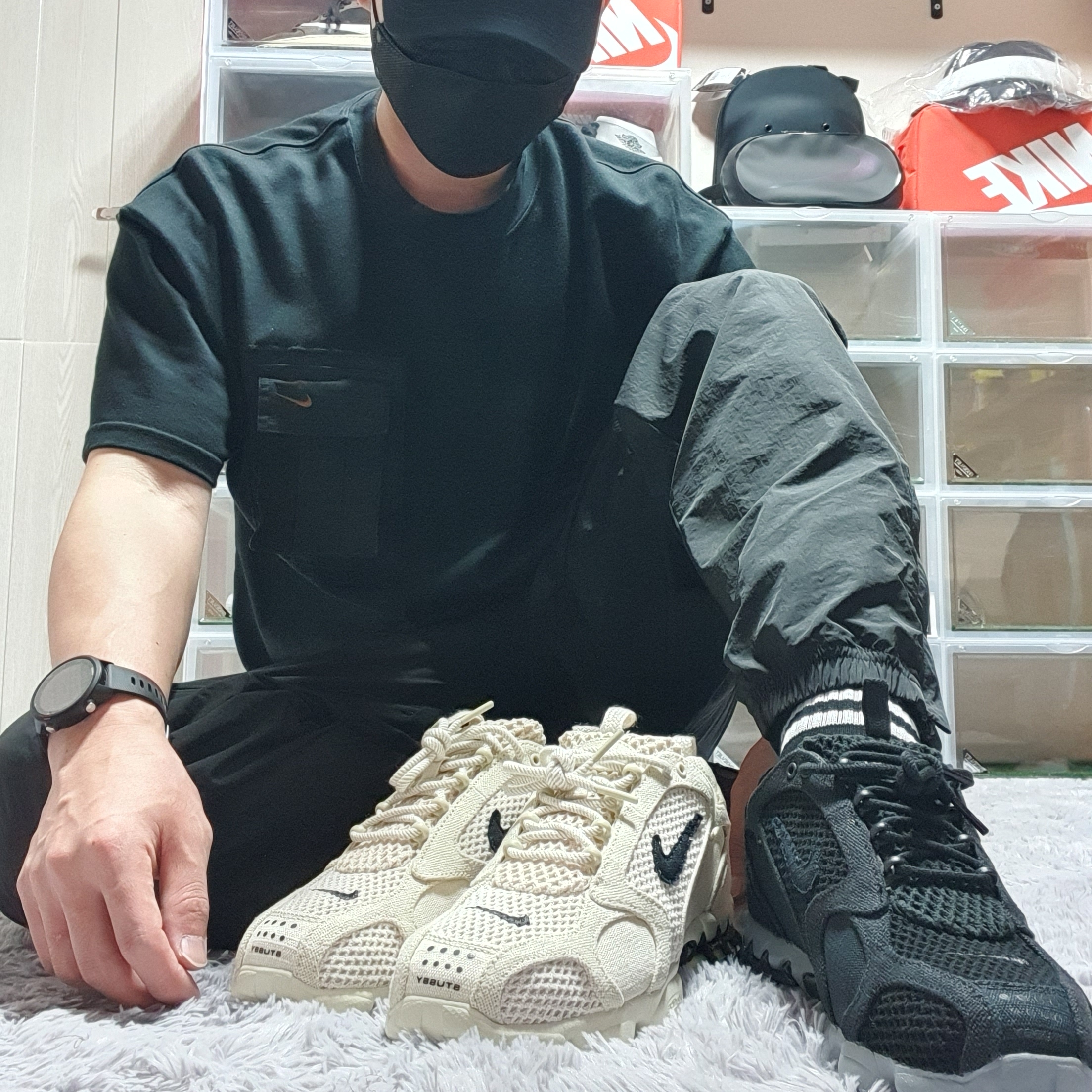 Nike x Stussy Air Zoom Spiridon Cage 2 Fossil, Nike x Stussy Air Zoom Spiridon Cage 2 Black 착용 스타일