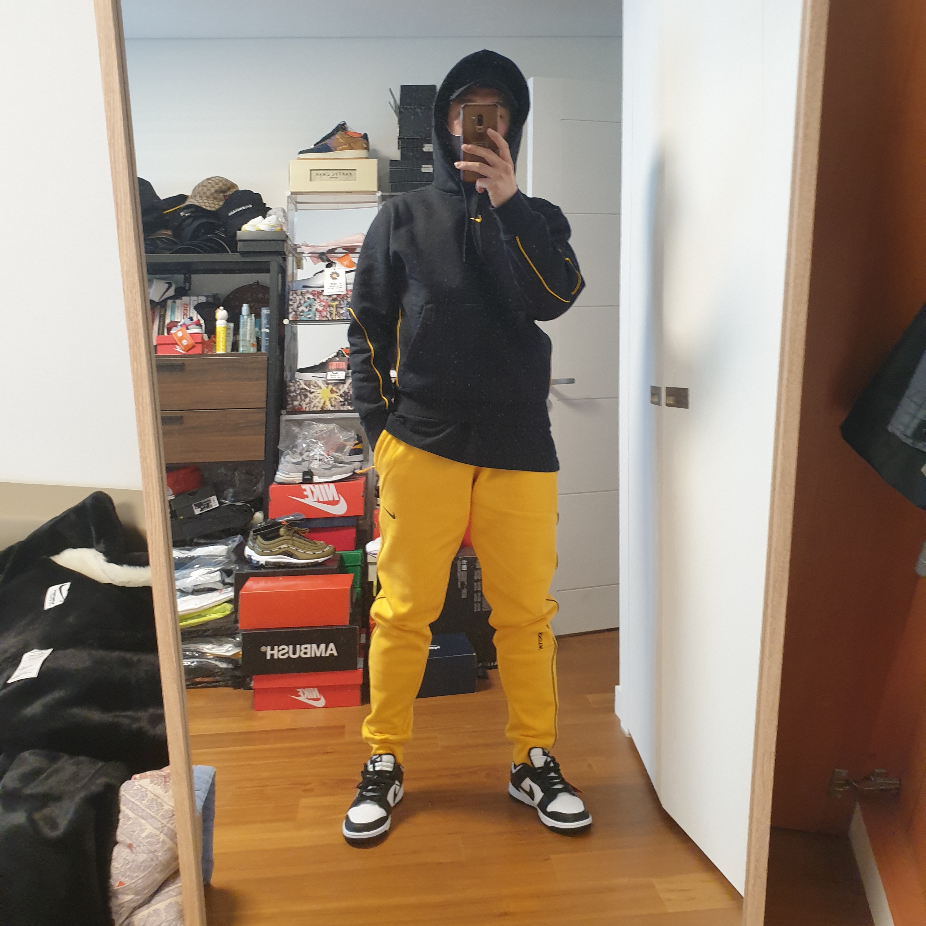 Nike x Drake Nocta Essential Cap Black, Nike x Drake Nocta Essential Hoodie Black - Asia 착용 스타일 - 2