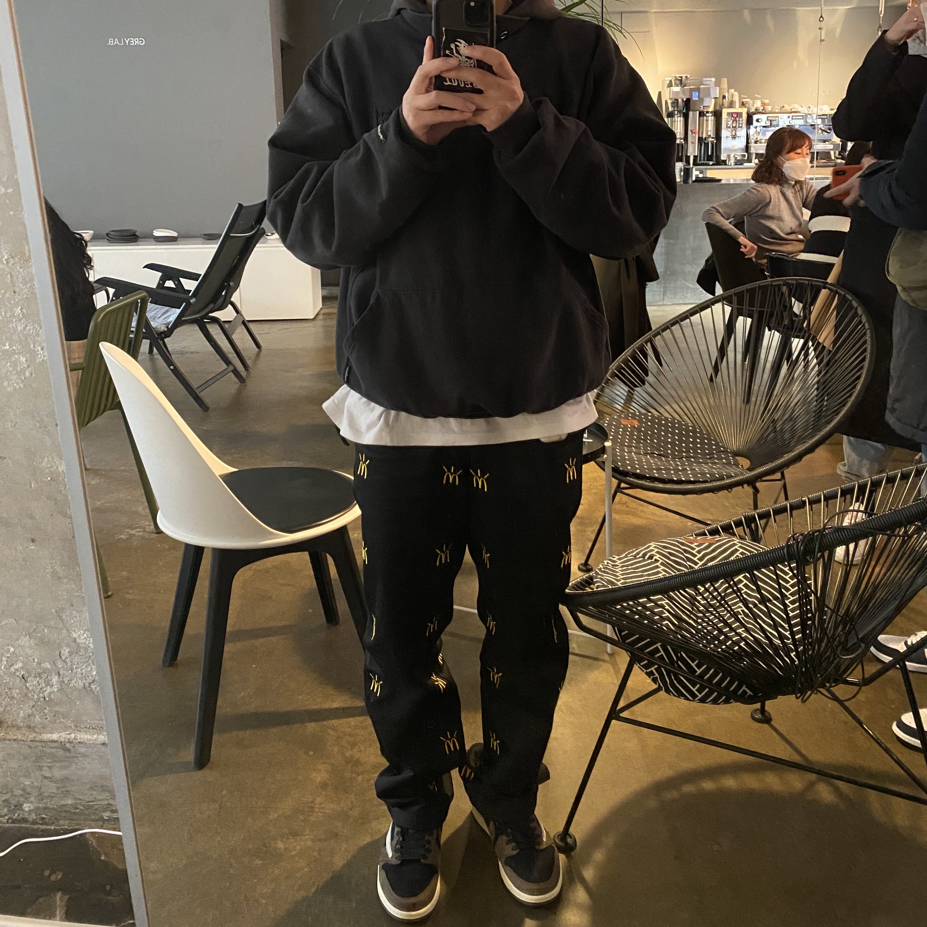 Jordan 1 x Travis Scott Retro Low OG SP Mocha 착용 스타일