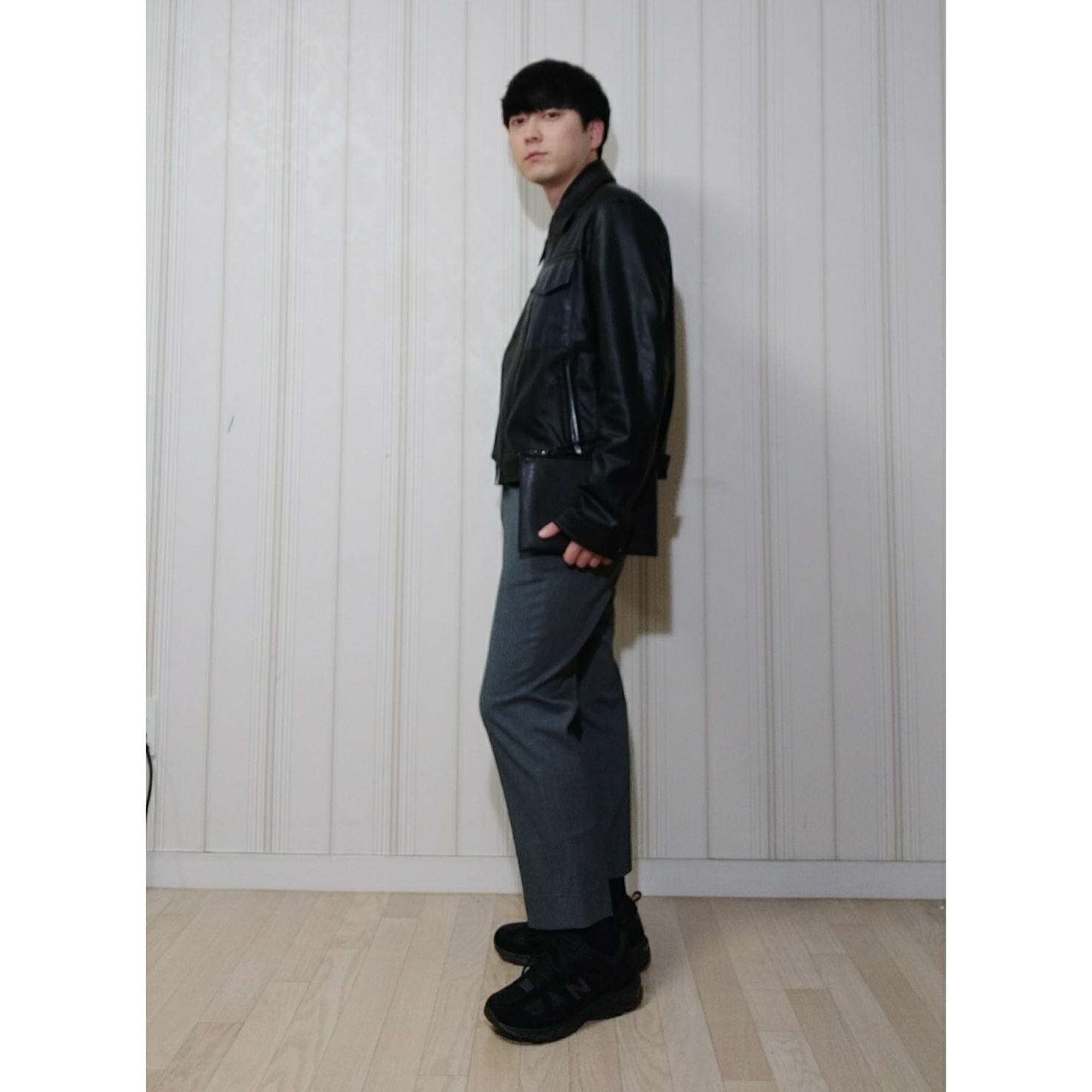 New Balance 878 Triple Black 착용 스타일 - 3