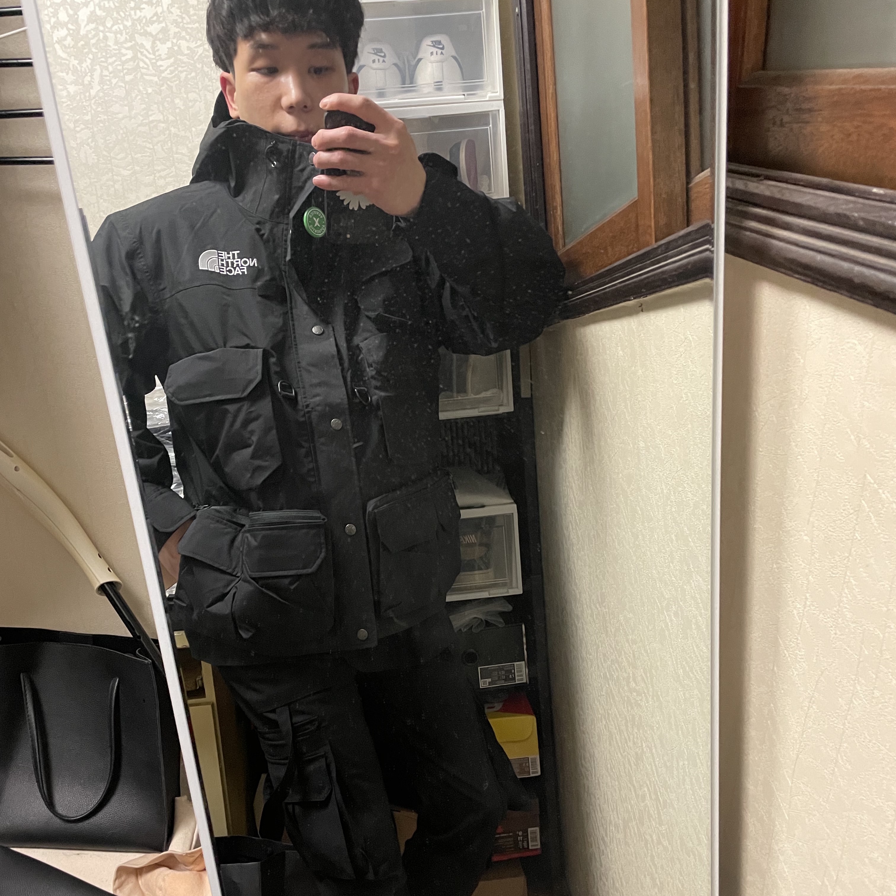 Supreme x The North Face Cargo Jacket Black - 20SS 착용 스타일 - 1