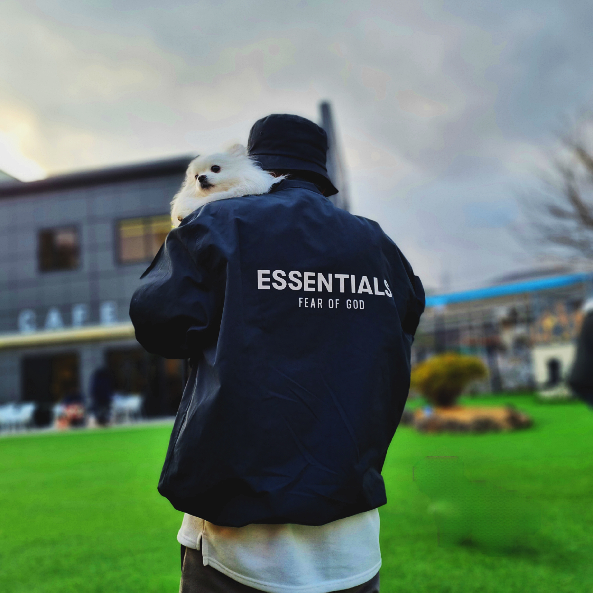Essentials Coach Jacket Dark Slate/Stretch Limo/Black - 20FW 착용 스타일
