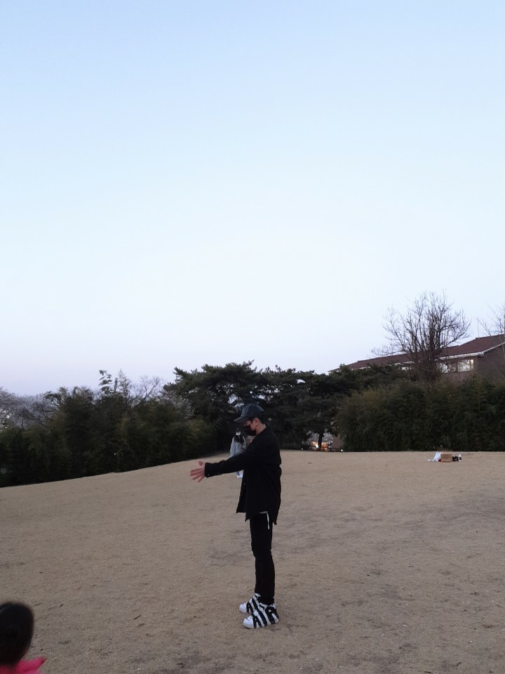 Nike Air More Uptempo Scottie Pippen 착용 스타일