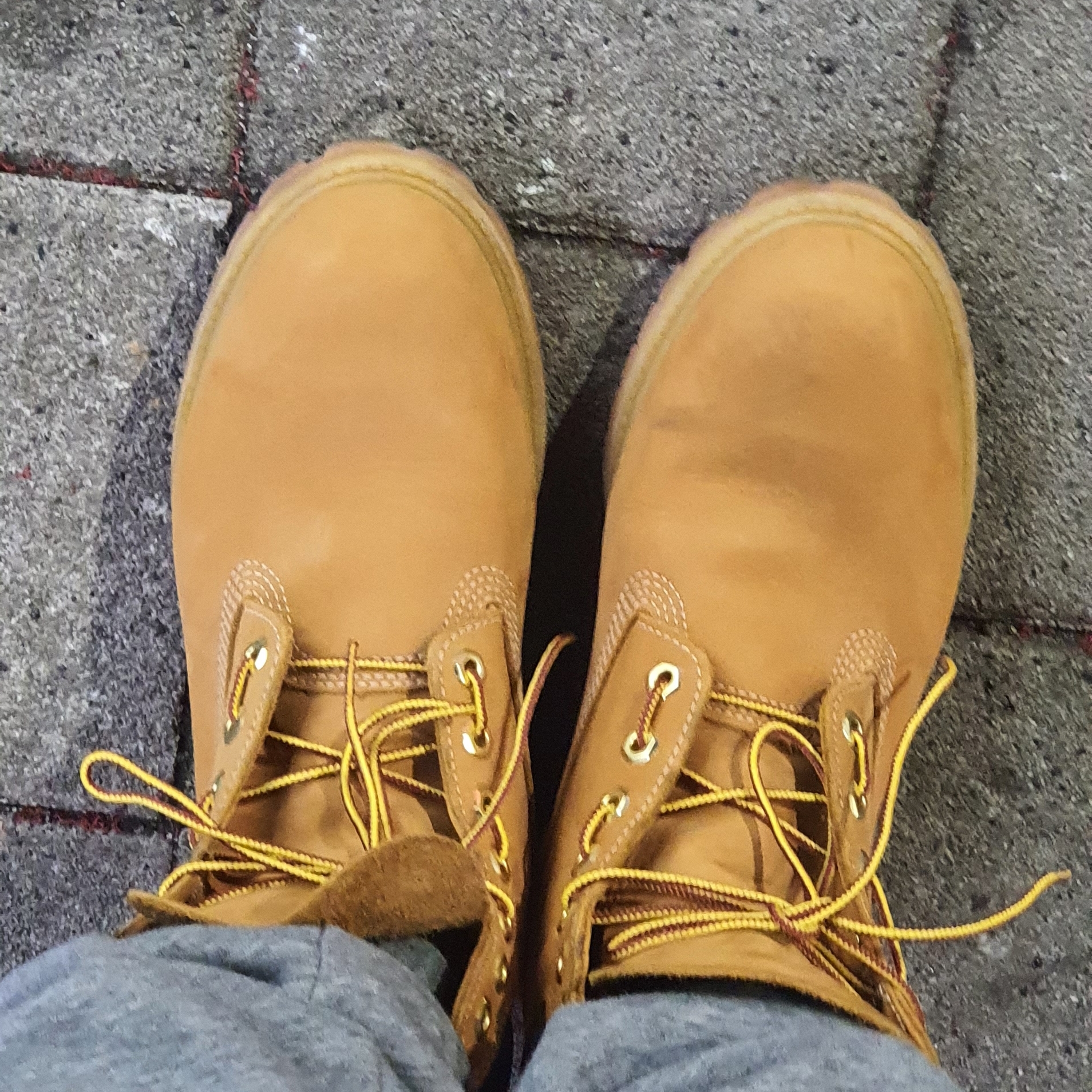 Timberland x Supreme 6 Inch Boot Wheat - Medium 착용 스타일