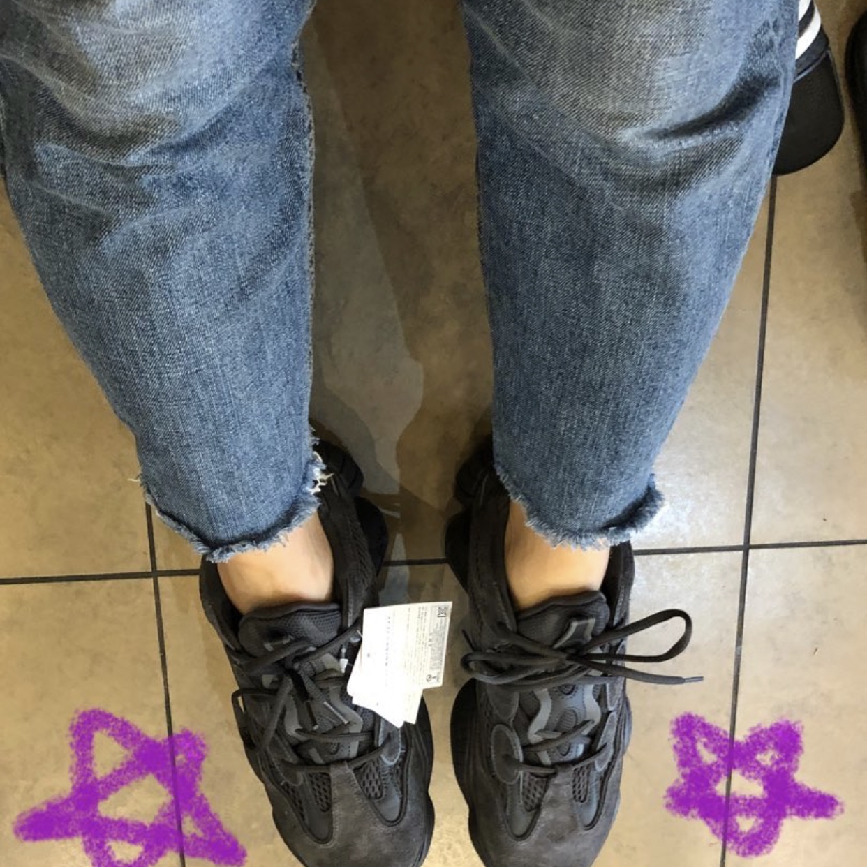 Adidas Yeezy 500 Utility Black 2018/2020 착용 스타일