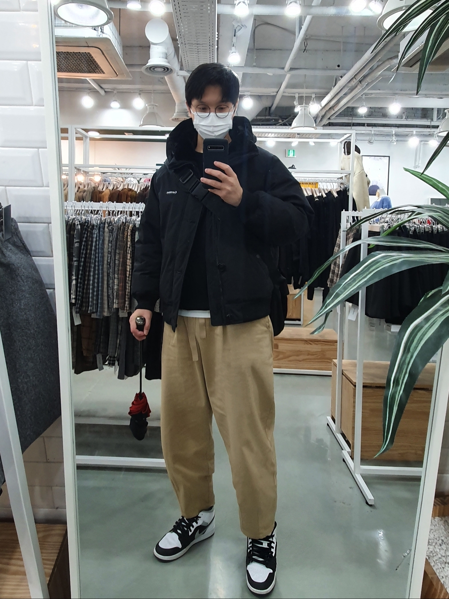 Jordan 1 Mid White Shadow 착용 스타일