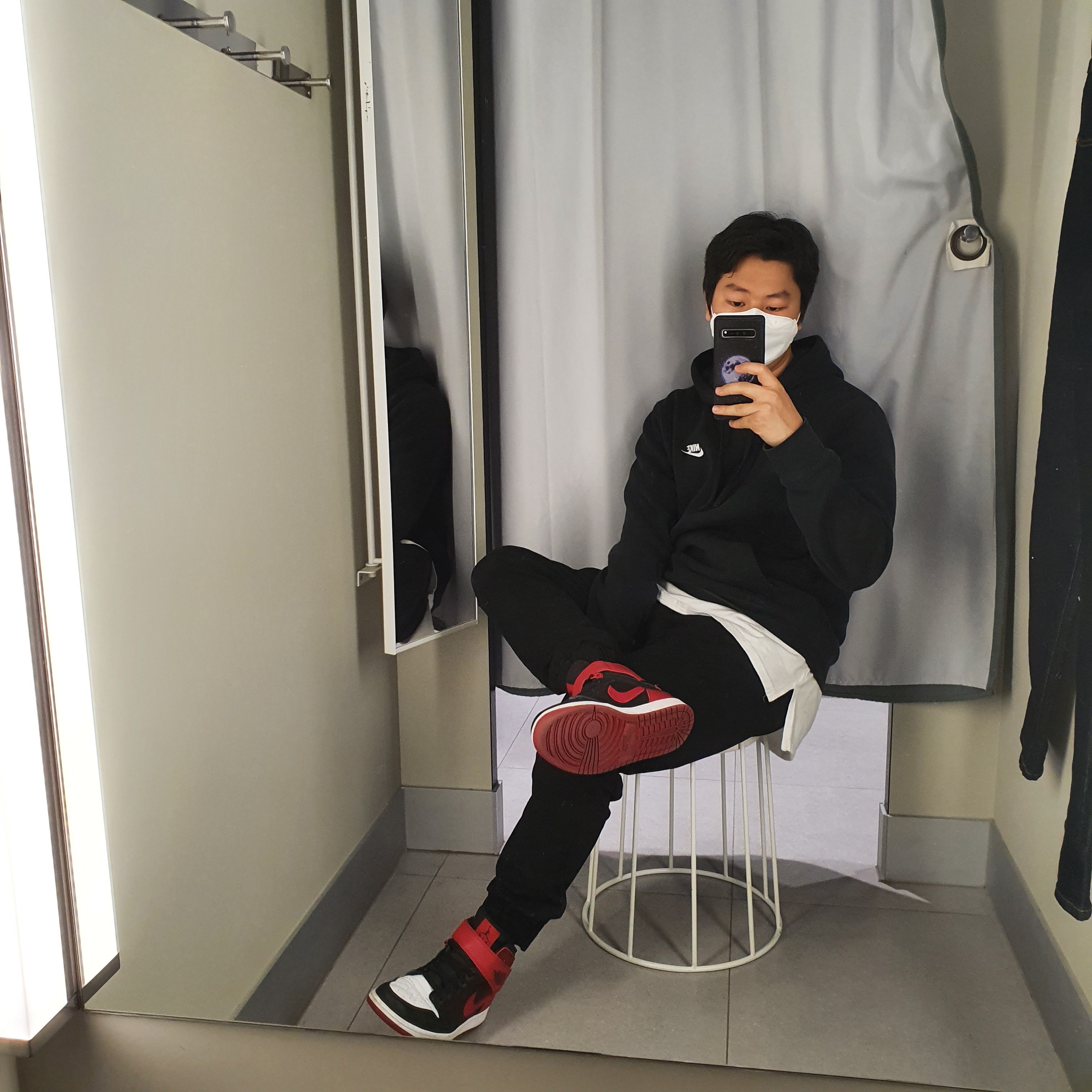 Jordan 1 High FlyEase Bred White Toe 착용 스타일