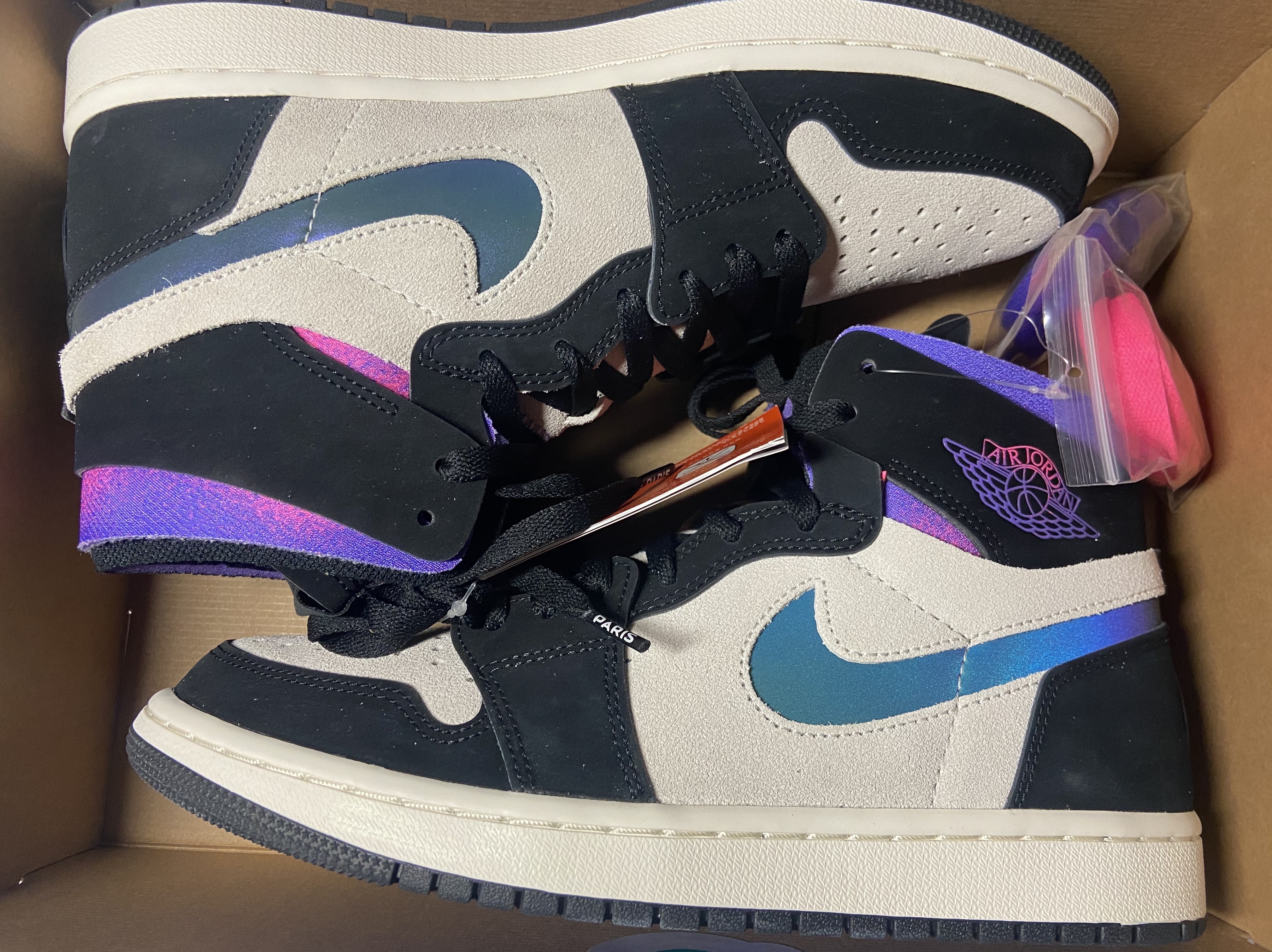 Jordan 1 x Paris Saint-Germain Zoom Air CMFT 착용 스타일 - 4