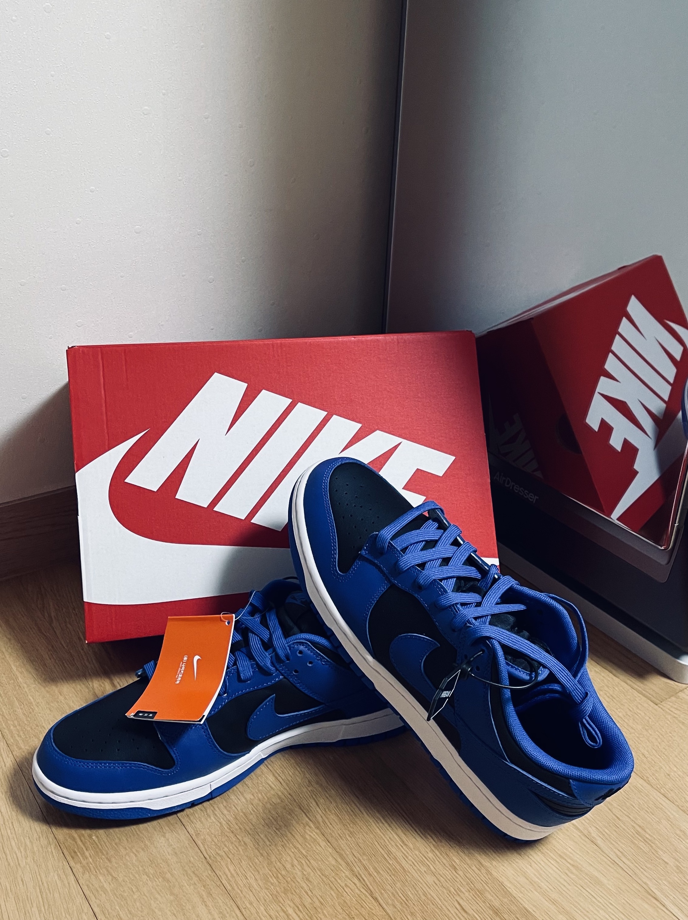Nike Dunk Low Retro Hyper Cobalt 착용 스타일