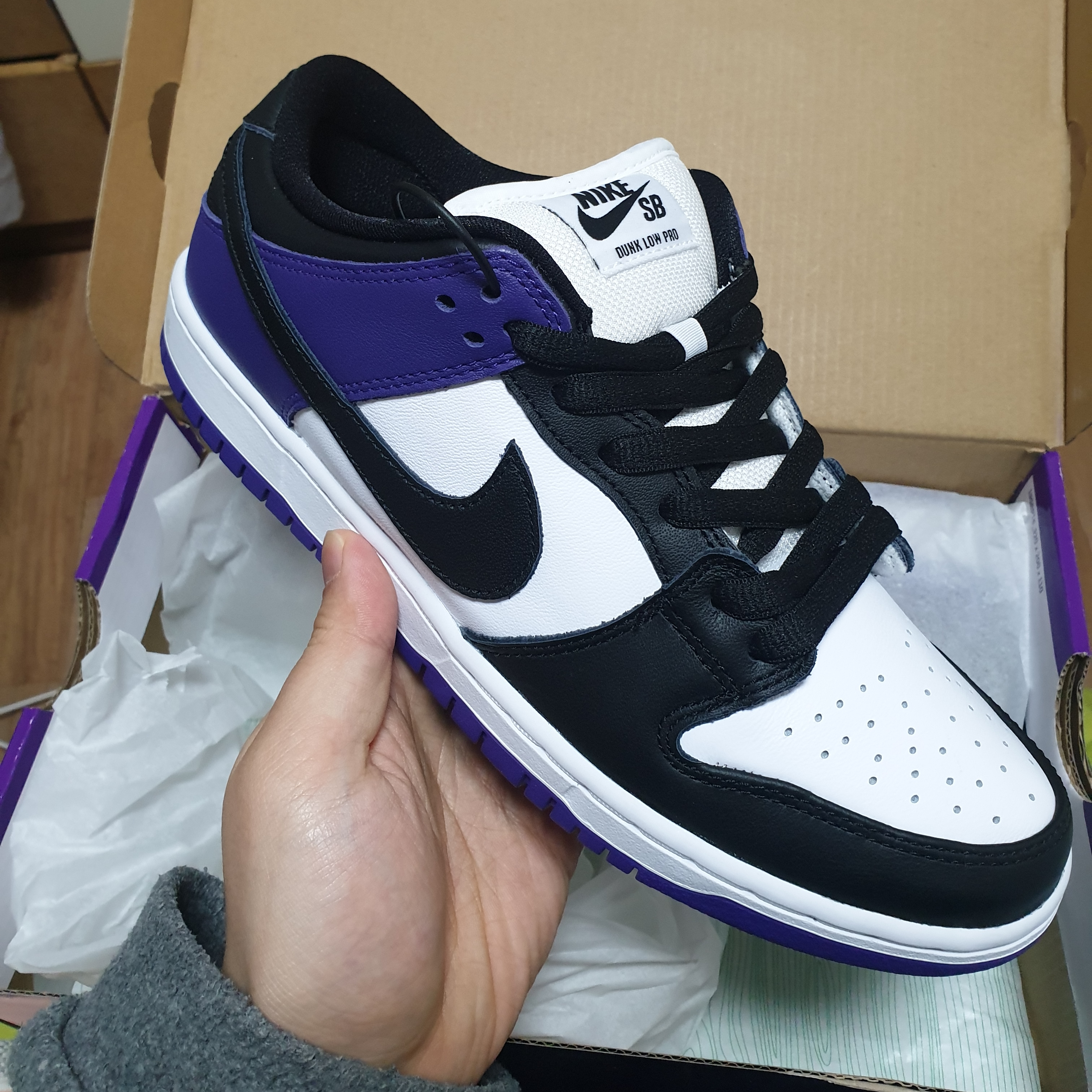 Nike SB Dunk Low Pro Court Purple 착용 스타일