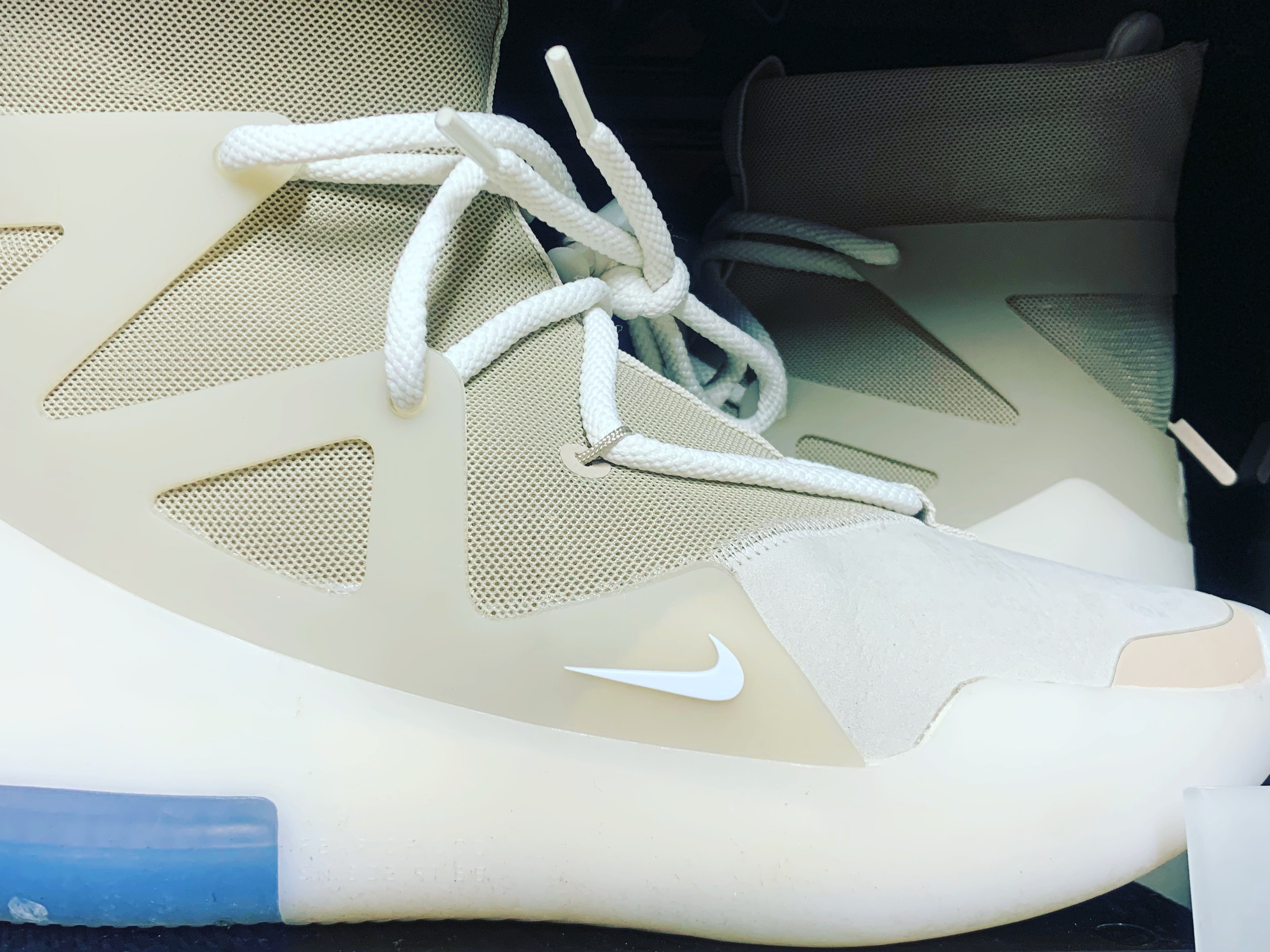 Nike x Fear of God Air Fear of God 1 Oatmeal 착용 스타일