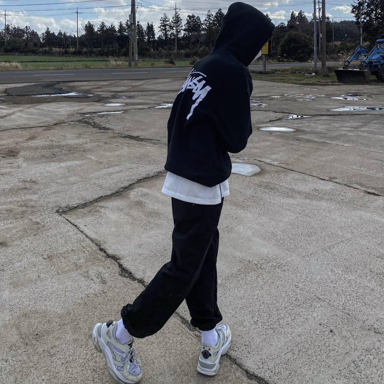 Stussy x Our Legacy Yin Yang Hood Black 착용 스타일 - 1