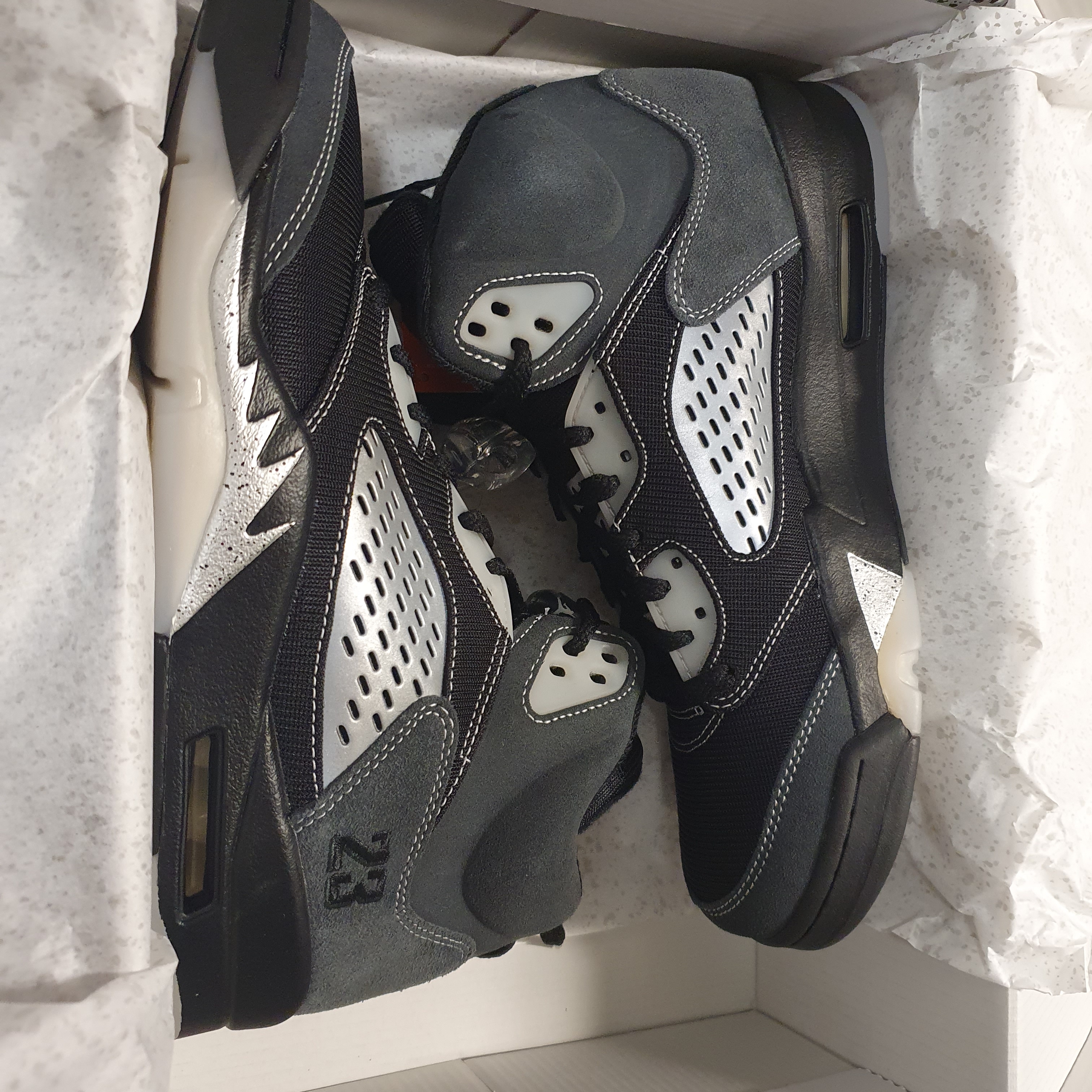 Jordan 5 Retro Anthracite 착용 스타일