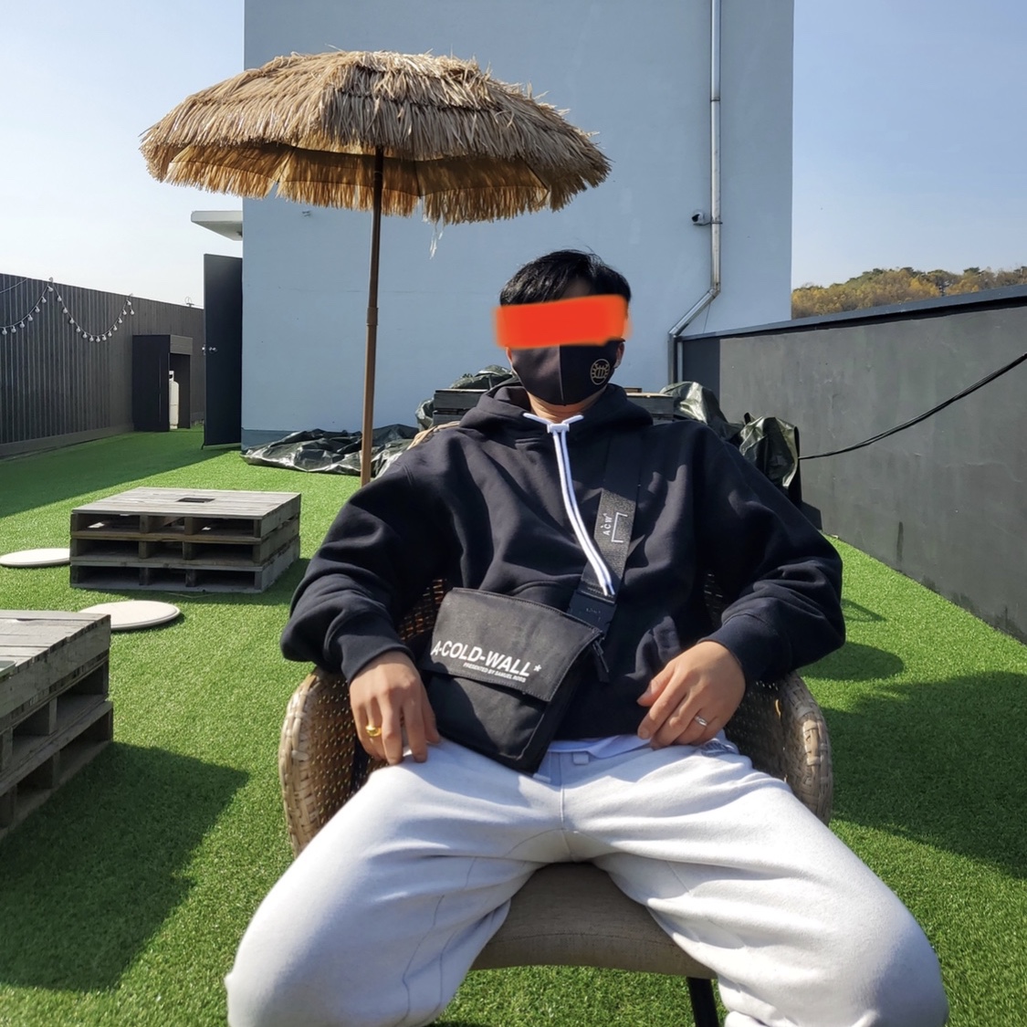Nike NRG Solo Swoosh Fleece Hoodie Black White - US/EU 착용 스타일