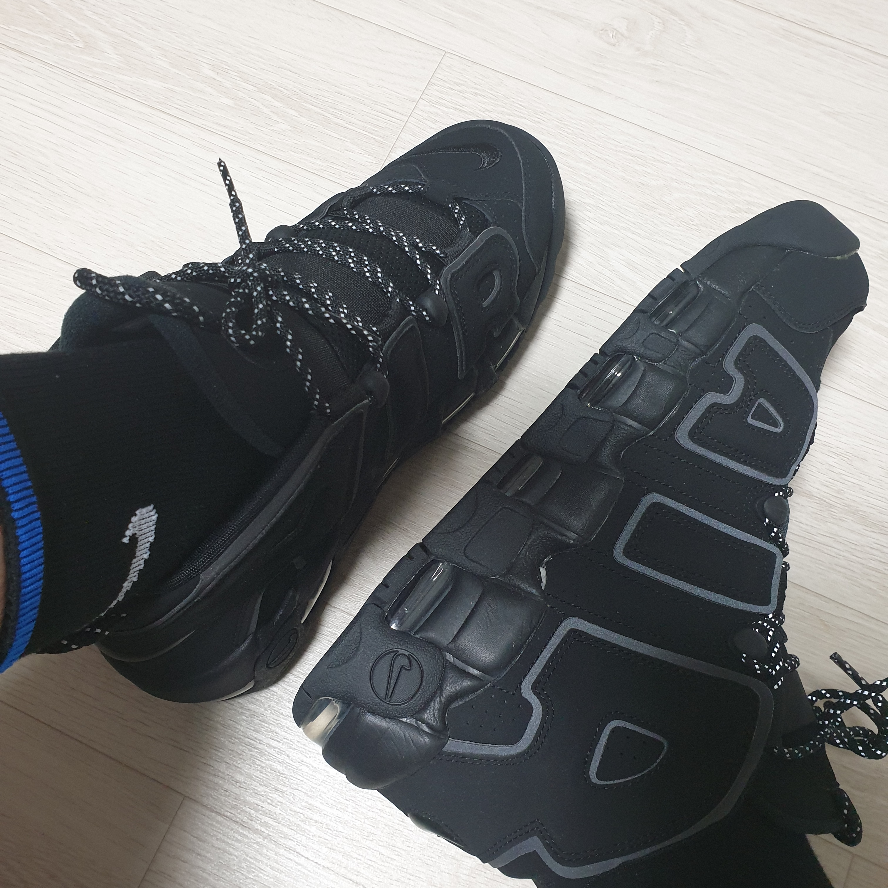 Nike Air More Uptempo Black Reflective 2017/2018 착용 스타일
