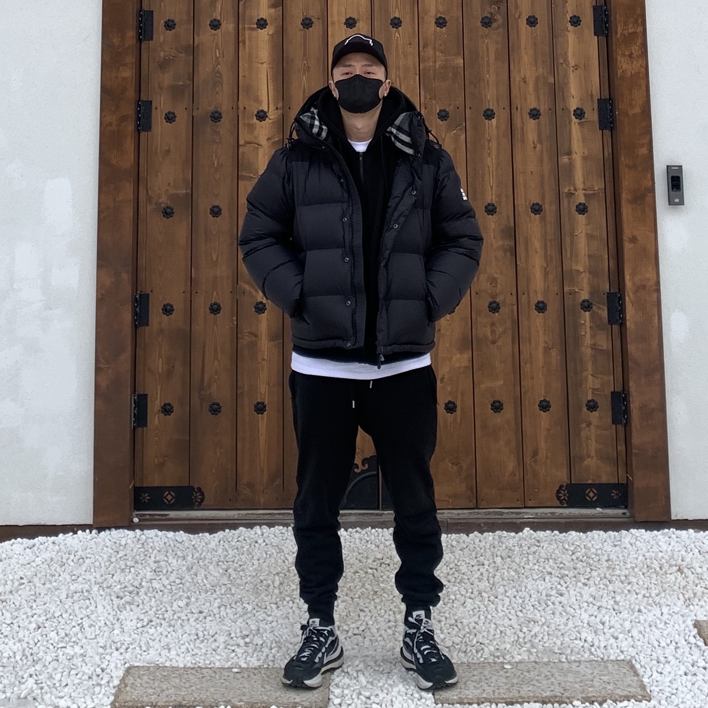 Nike x Sacai VaporWaffle Black White 착용 스타일