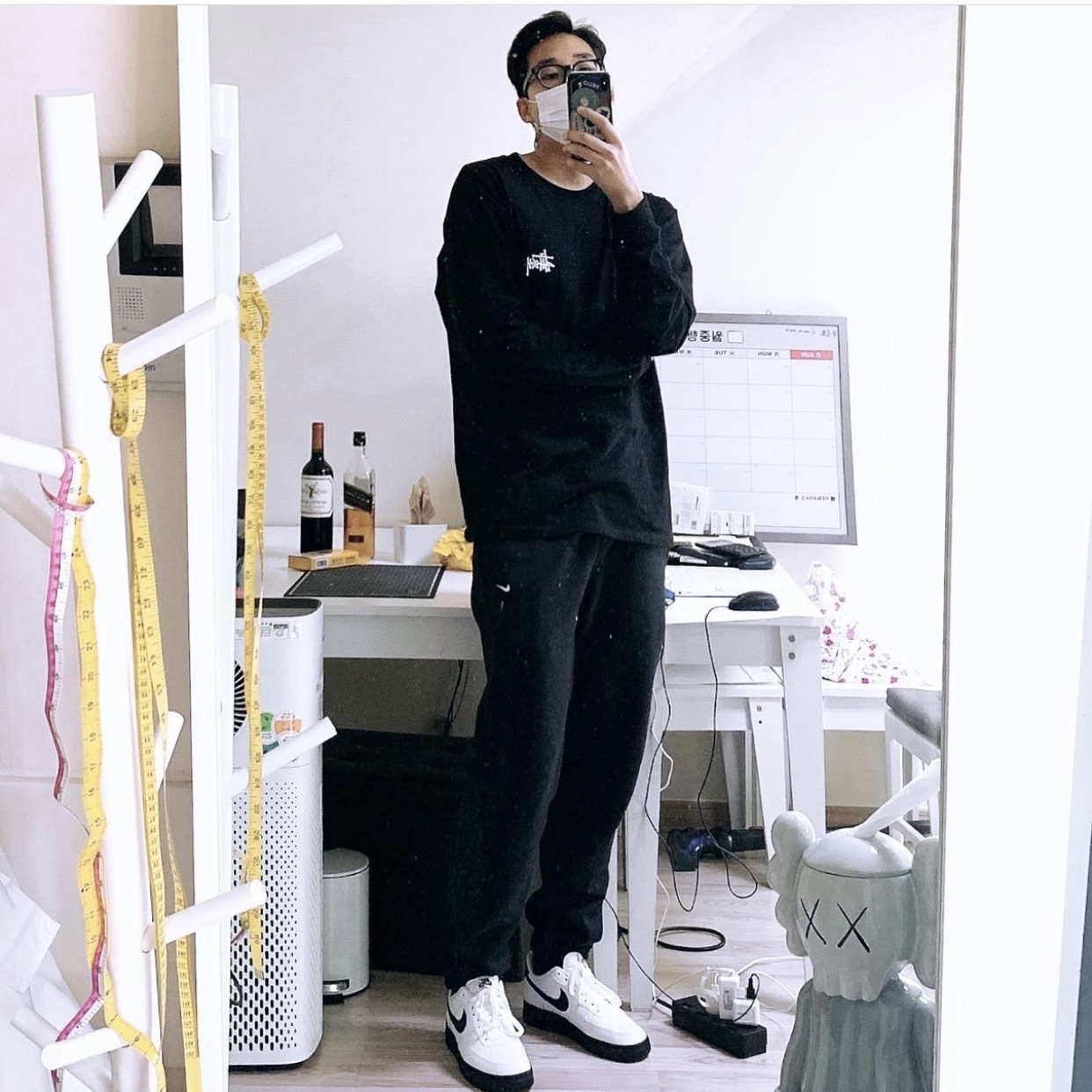 Nike Air Force 1 Low White Black Midsole 착용 스타일