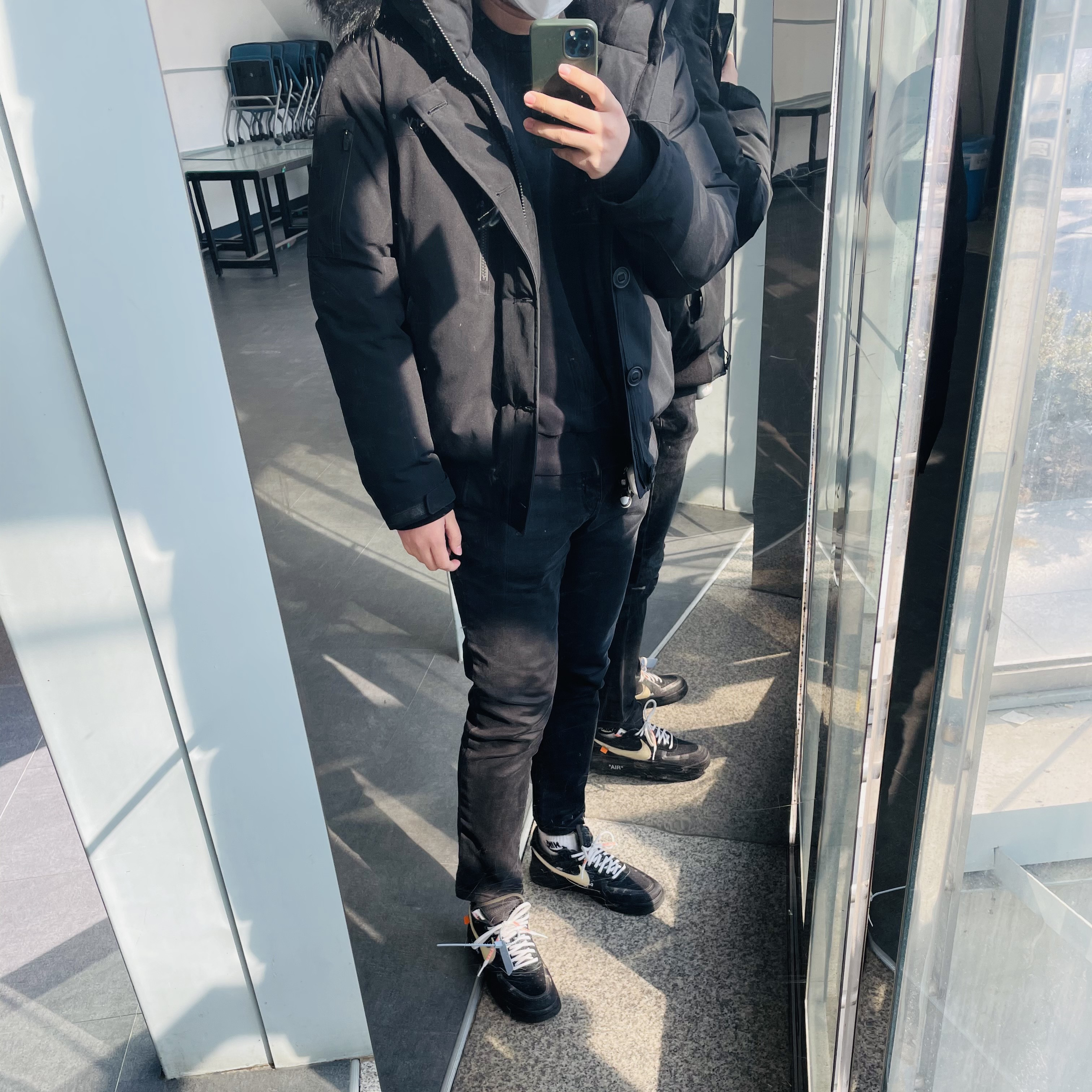 Nike x Off-White Air Force 1 Low Black White 착용 스타일