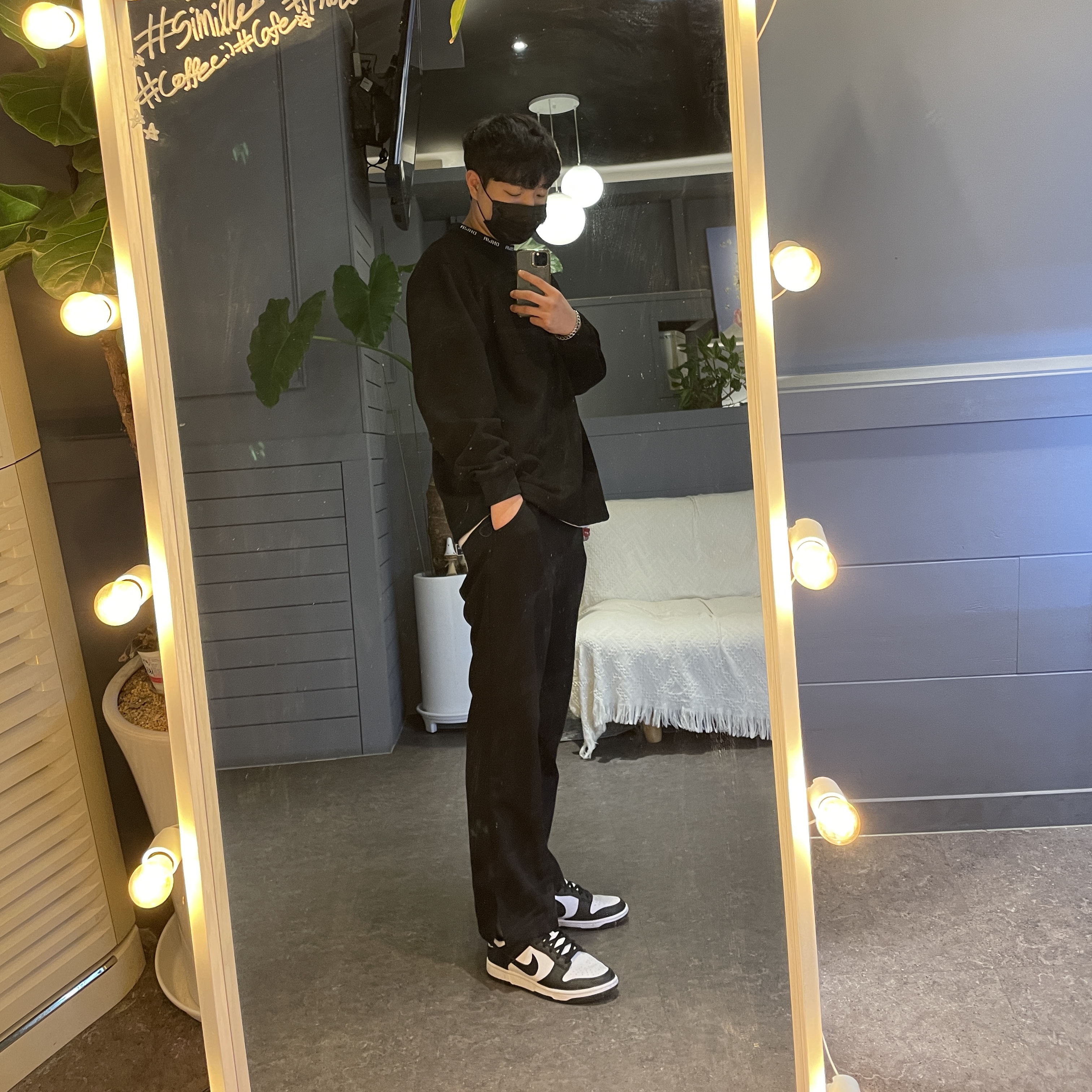 Nike Dunk Low Retro Black 착용 스타일
