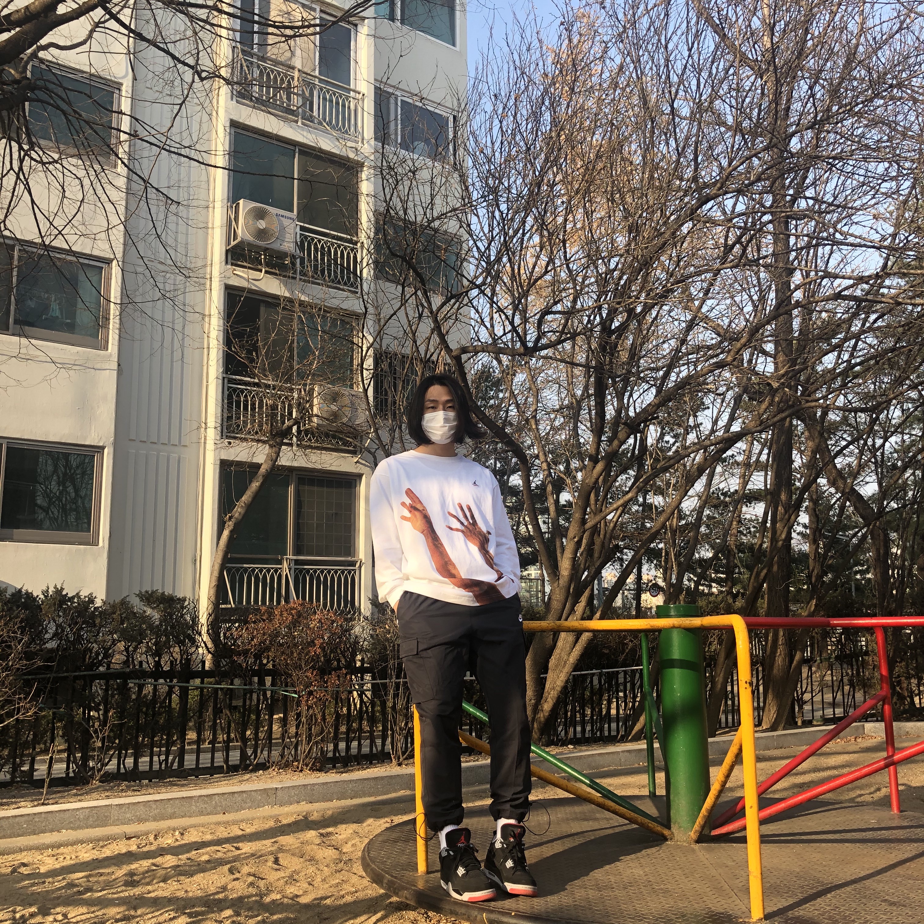 Jordan x Union The J L/S T-Shirt, Jordan 4 Retro Bred 2019 착용 스타일