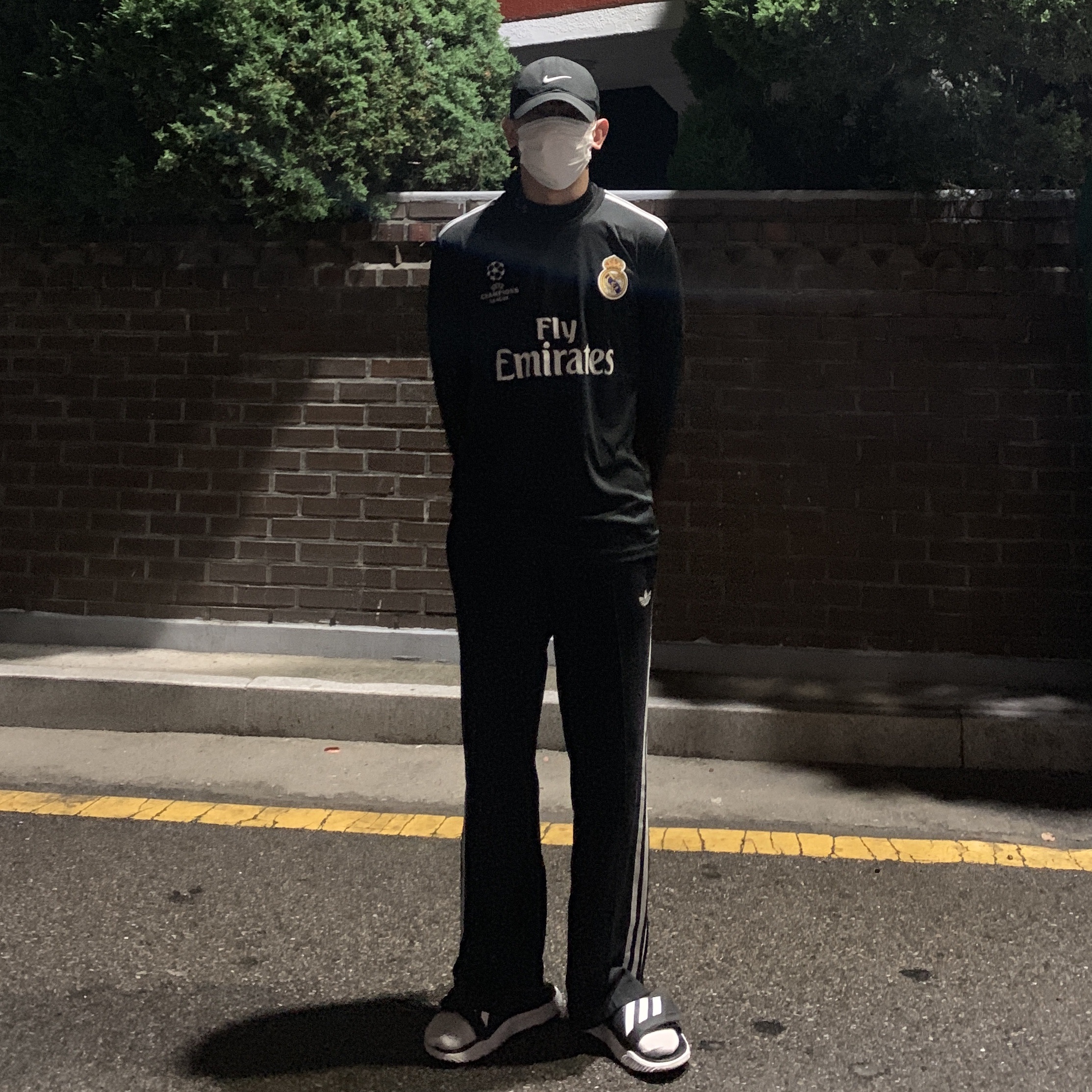 신발 자랑하러 왔어유님의 스타일