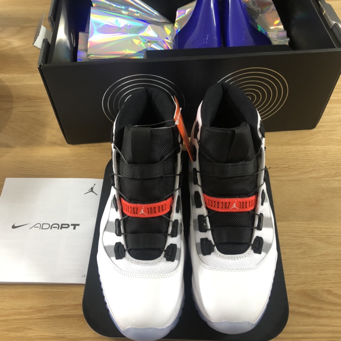 Jordan 11 Adapt (KR Charger) 착용 스타일 - 2