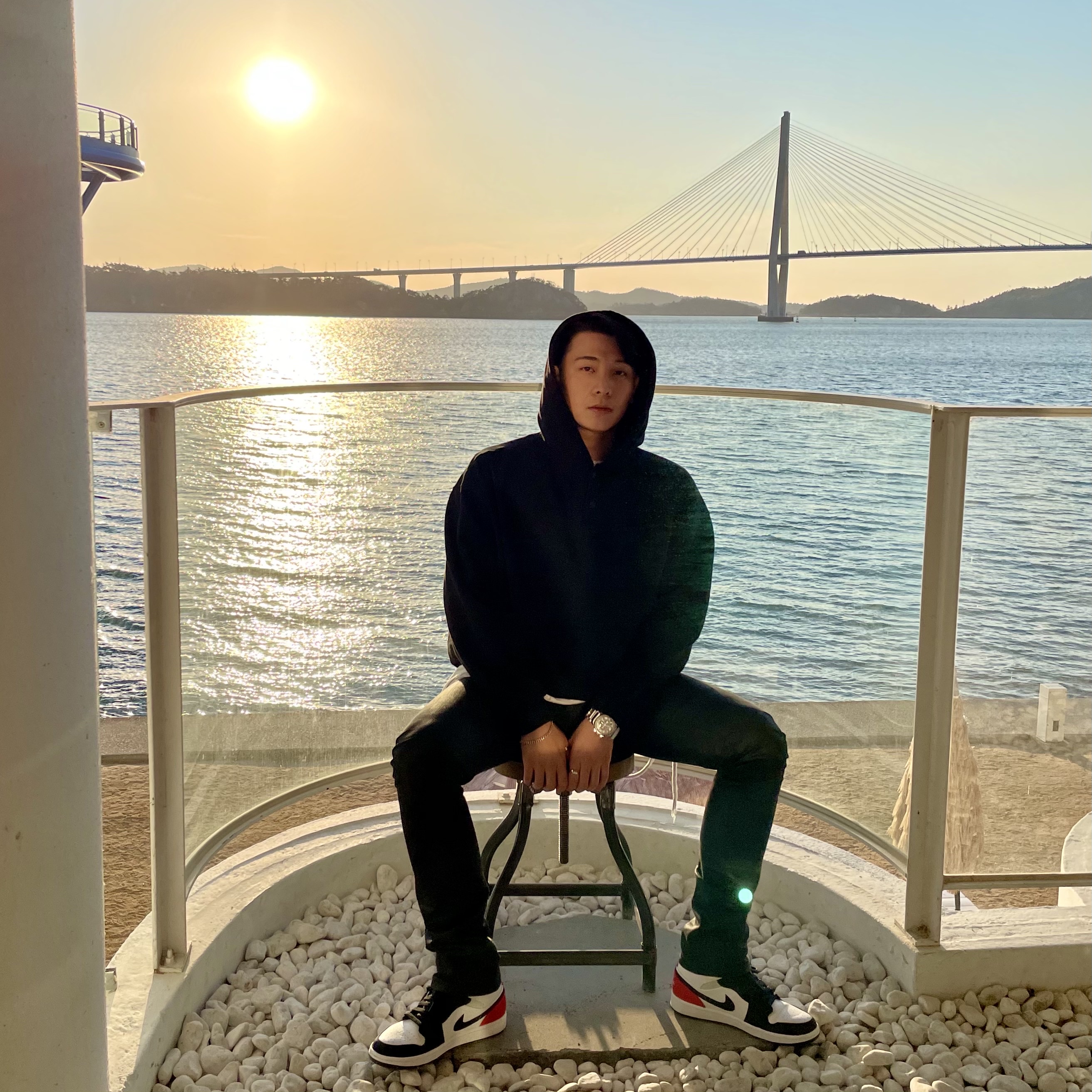 Jordan 1 Mid SE Track Red 착용 스타일 - 1